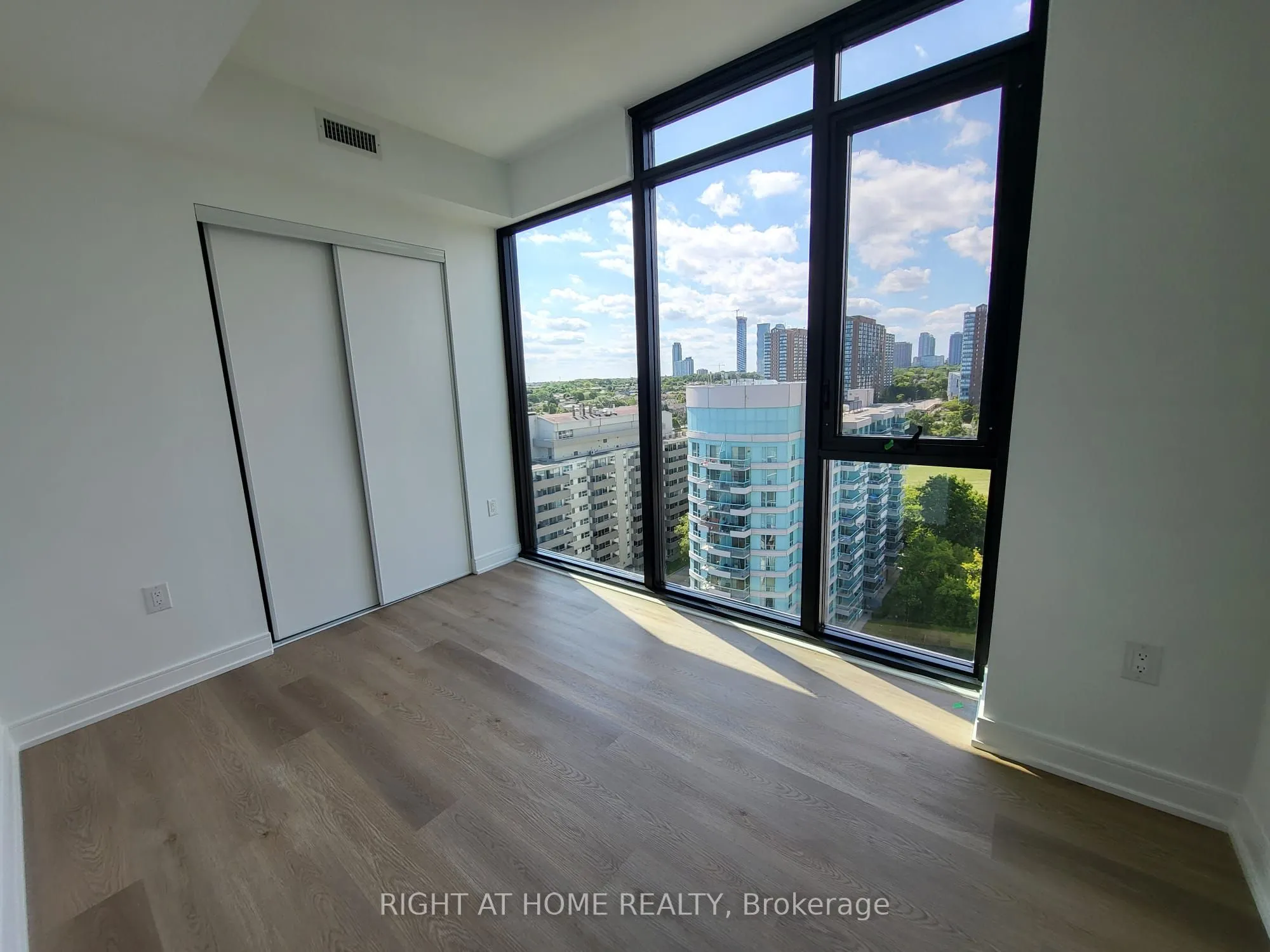3009 Novar Road, #1415