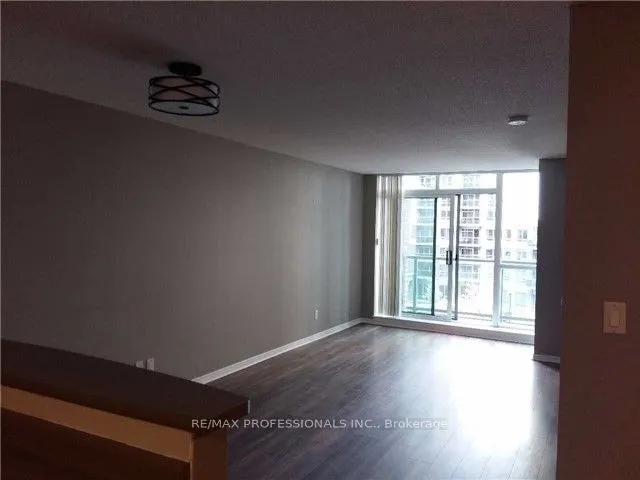 9 Michael Power Place, #405