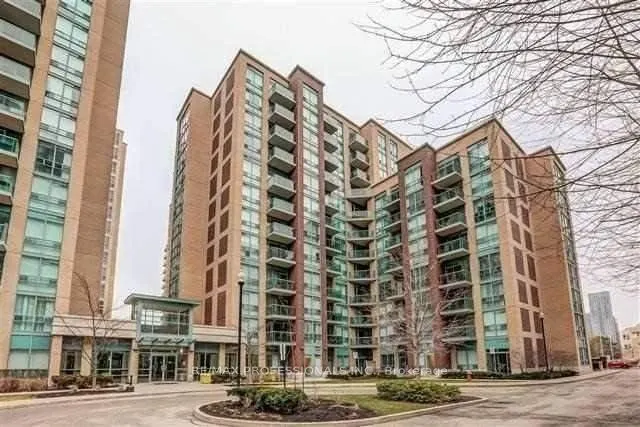 9 Michael Power Place, #405