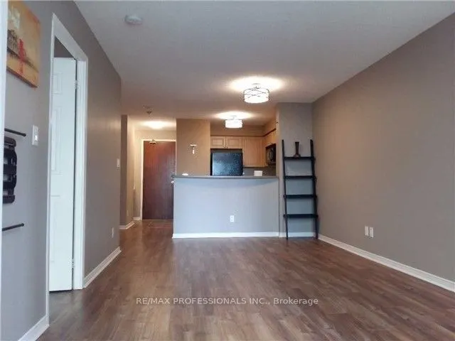 9 Michael Power Place, #405