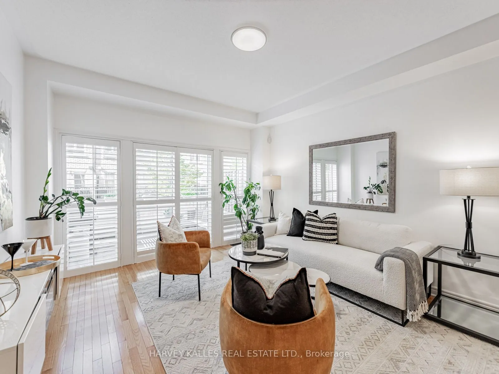 52 Market Garden Mews