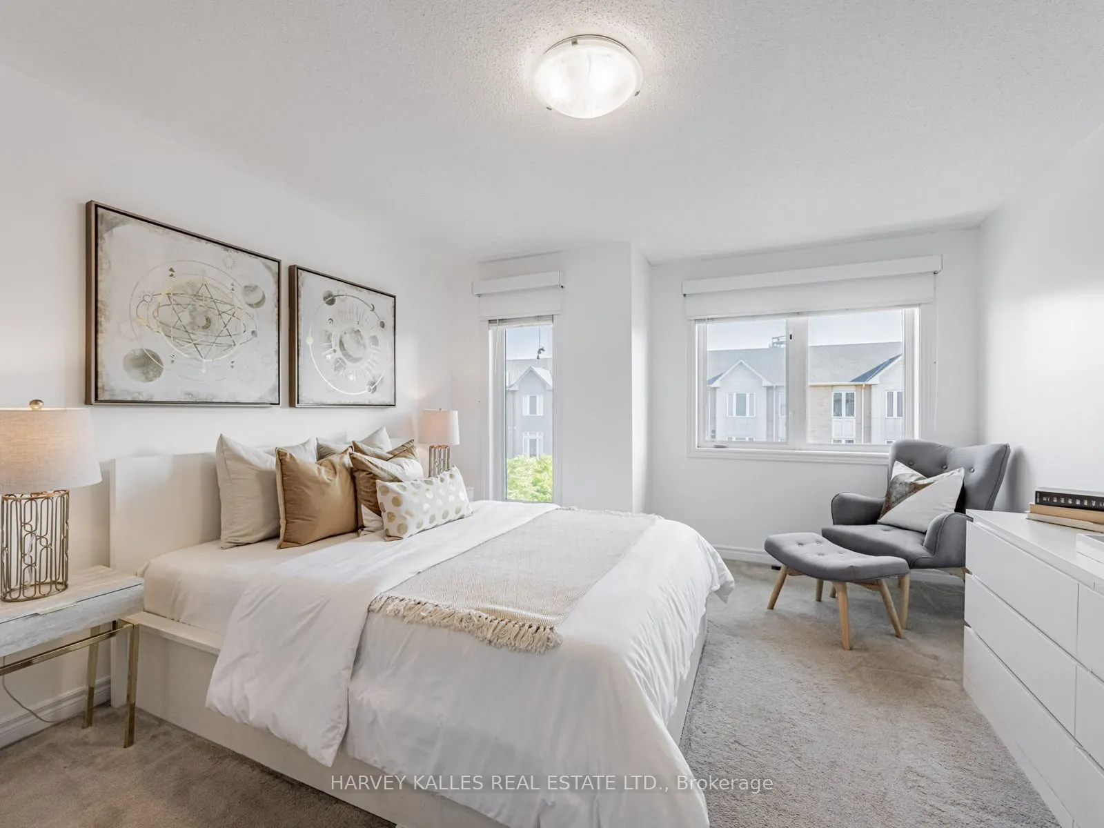 52 Market Garden Mews