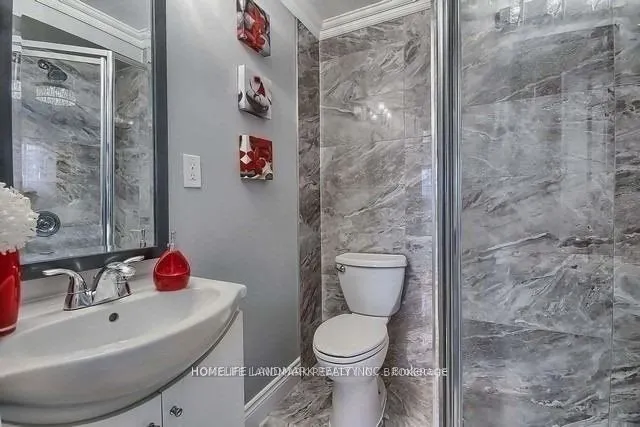 3079 Lindenlea Drive, #lower