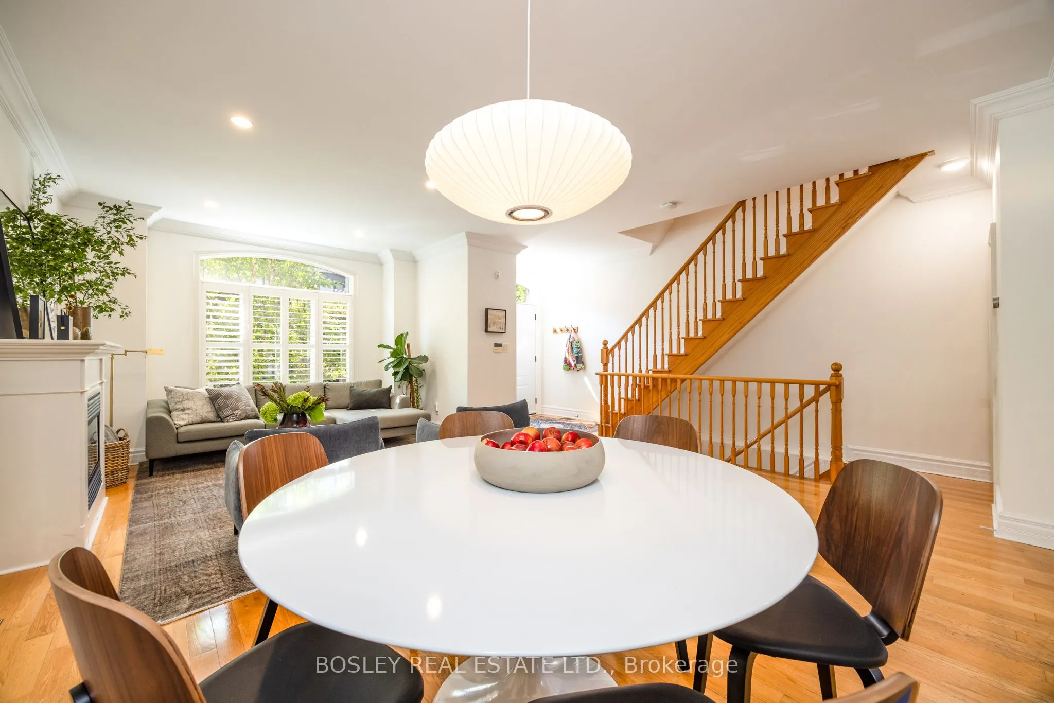 5 Lukow Terrace