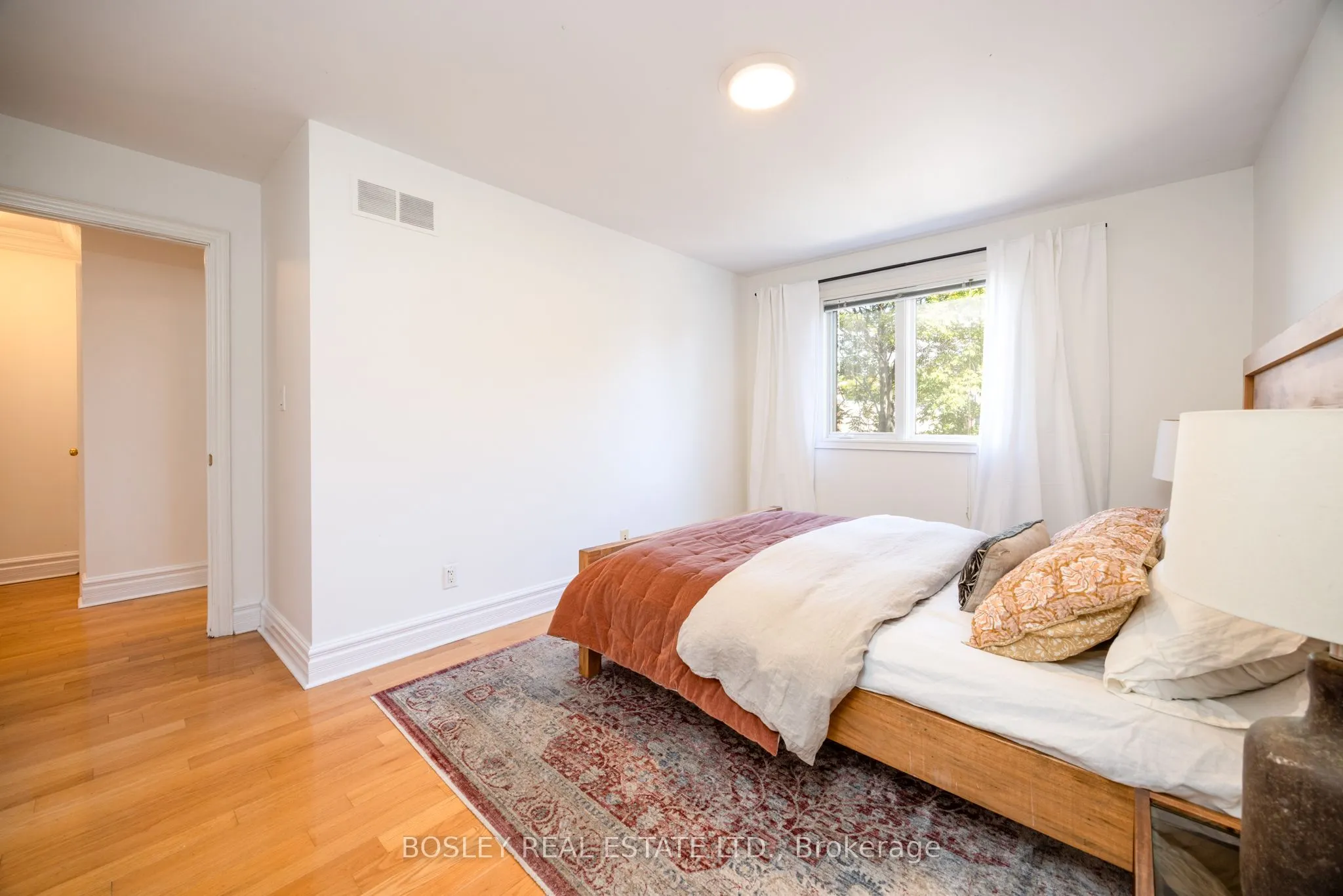 5 Lukow Terrace