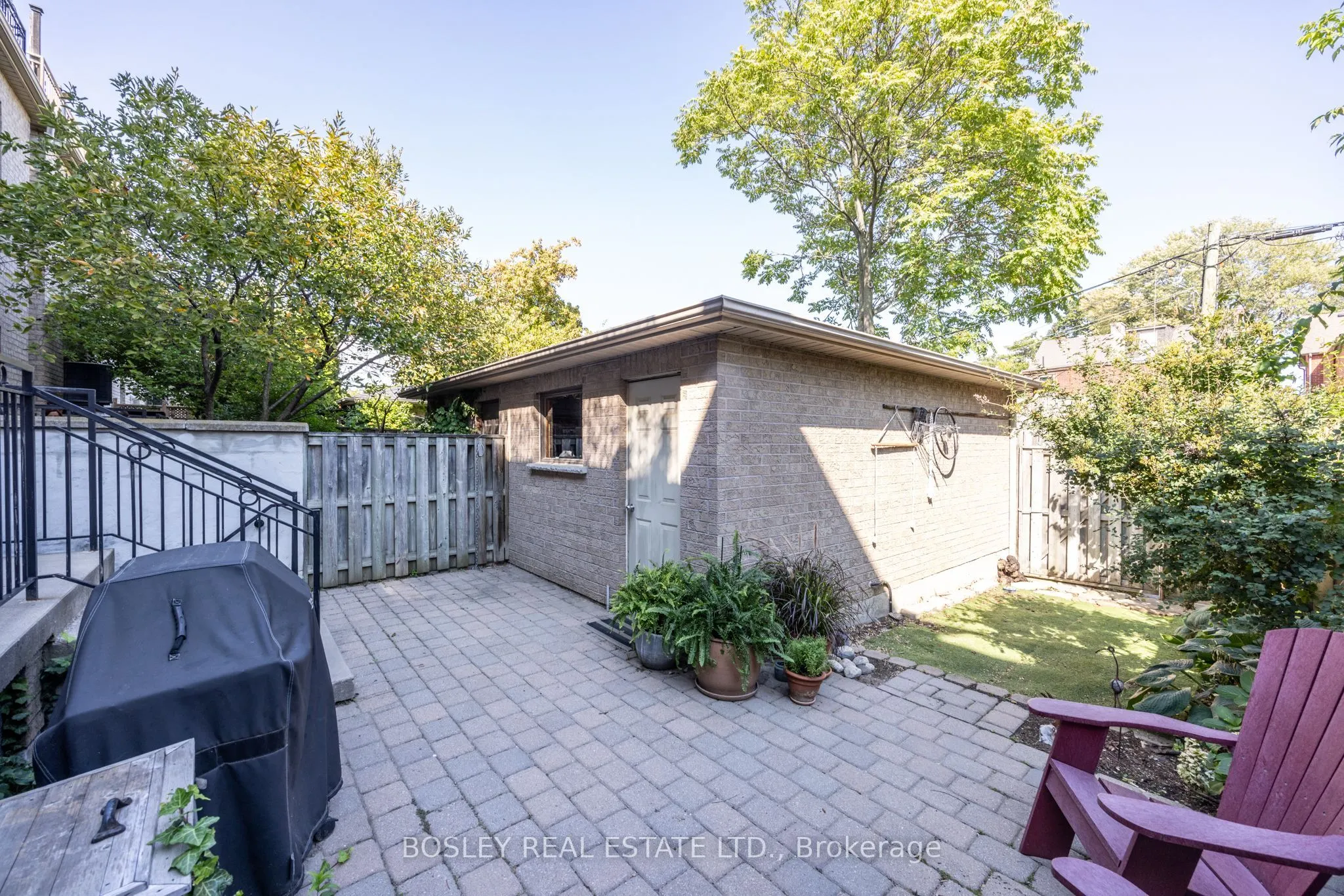 5 Lukow Terrace