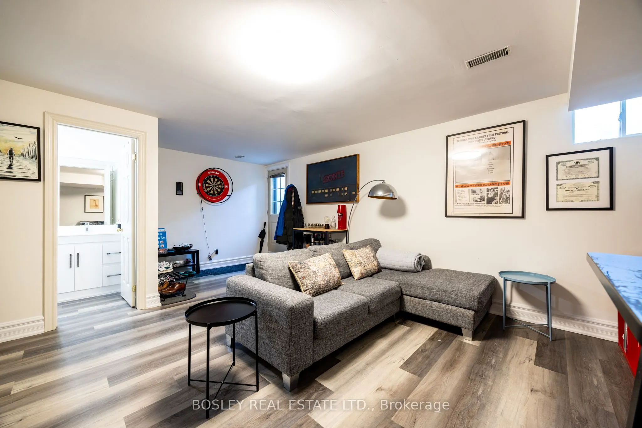 5 Lukow Terrace