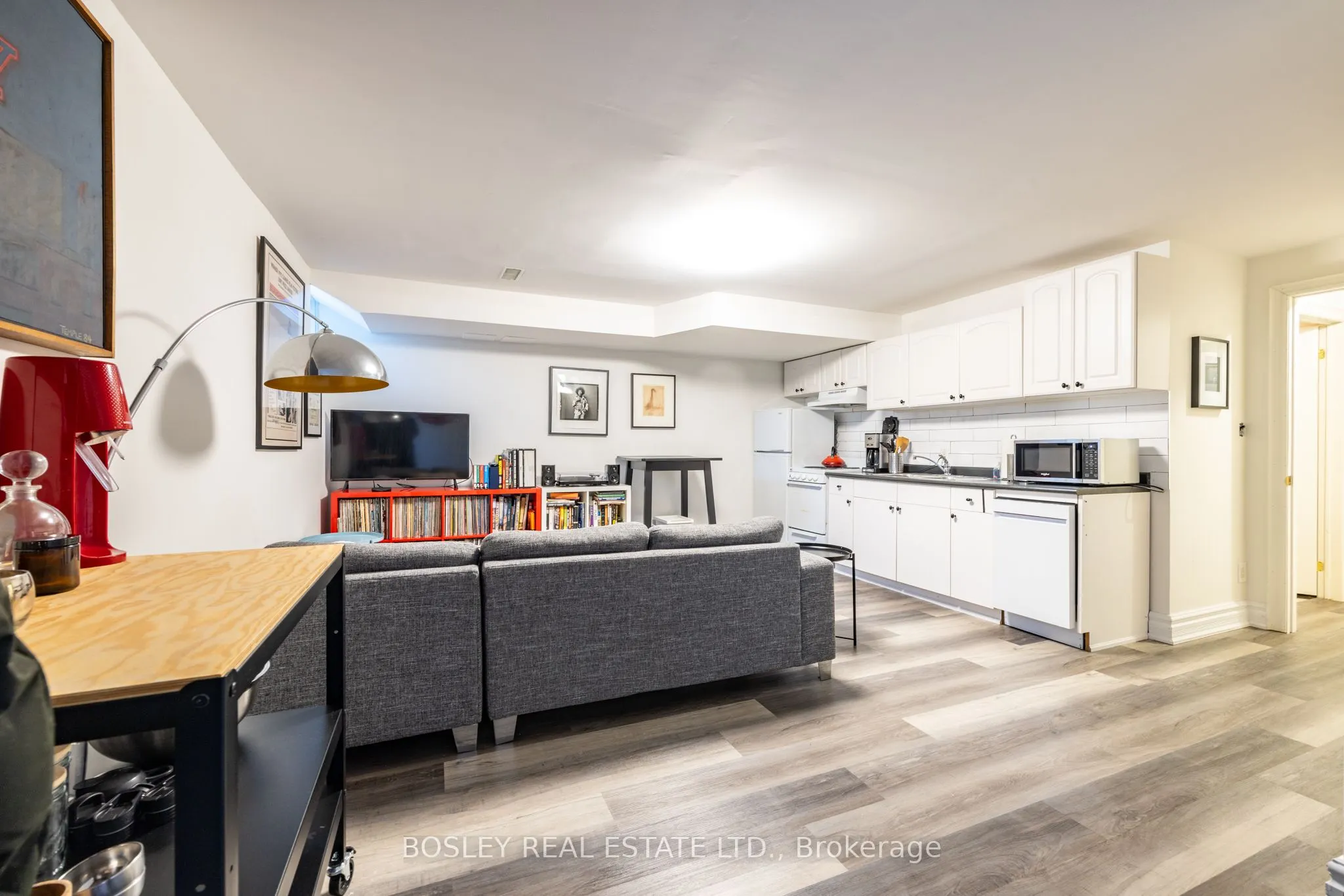 5 Lukow Terrace