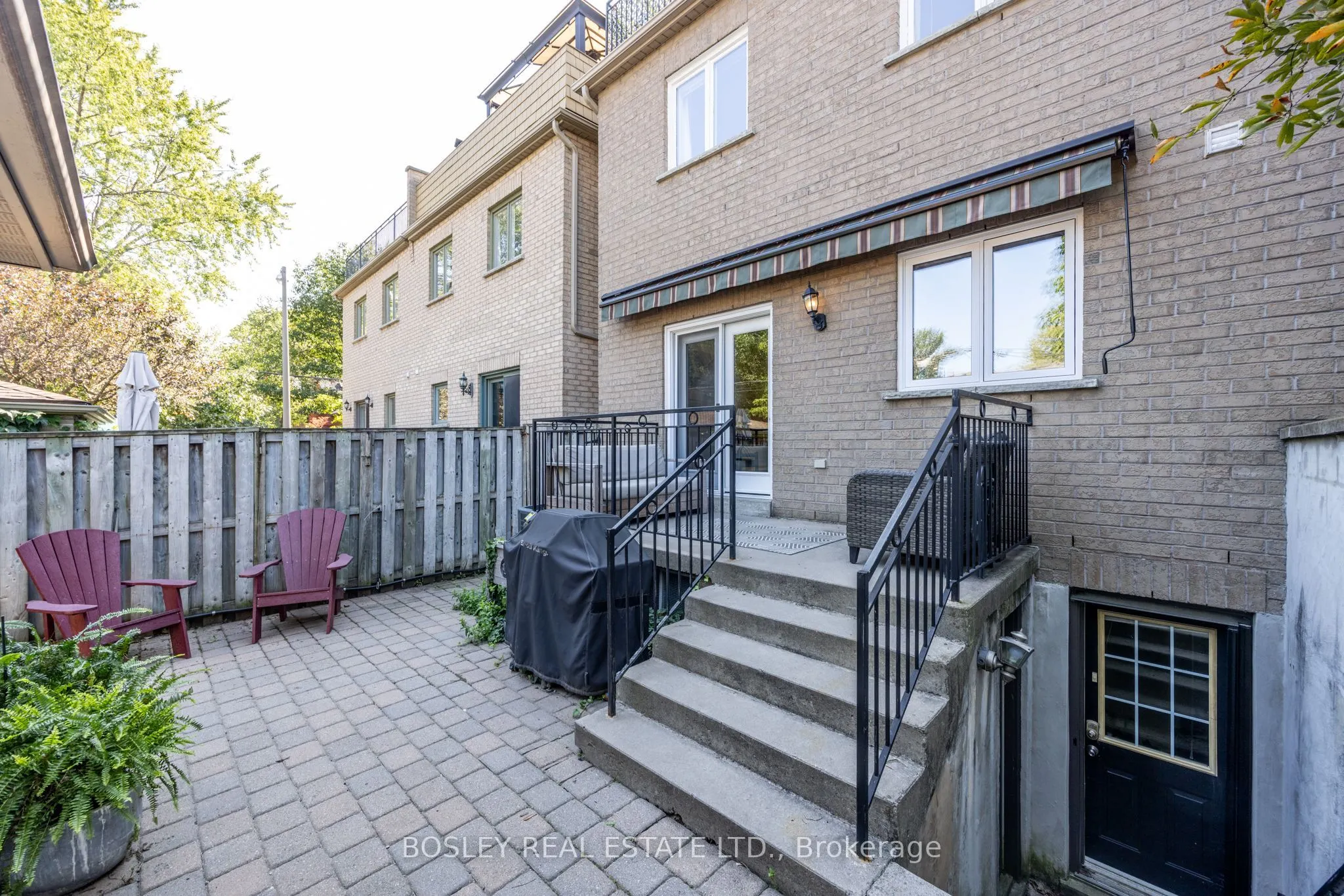 5 Lukow Terrace
