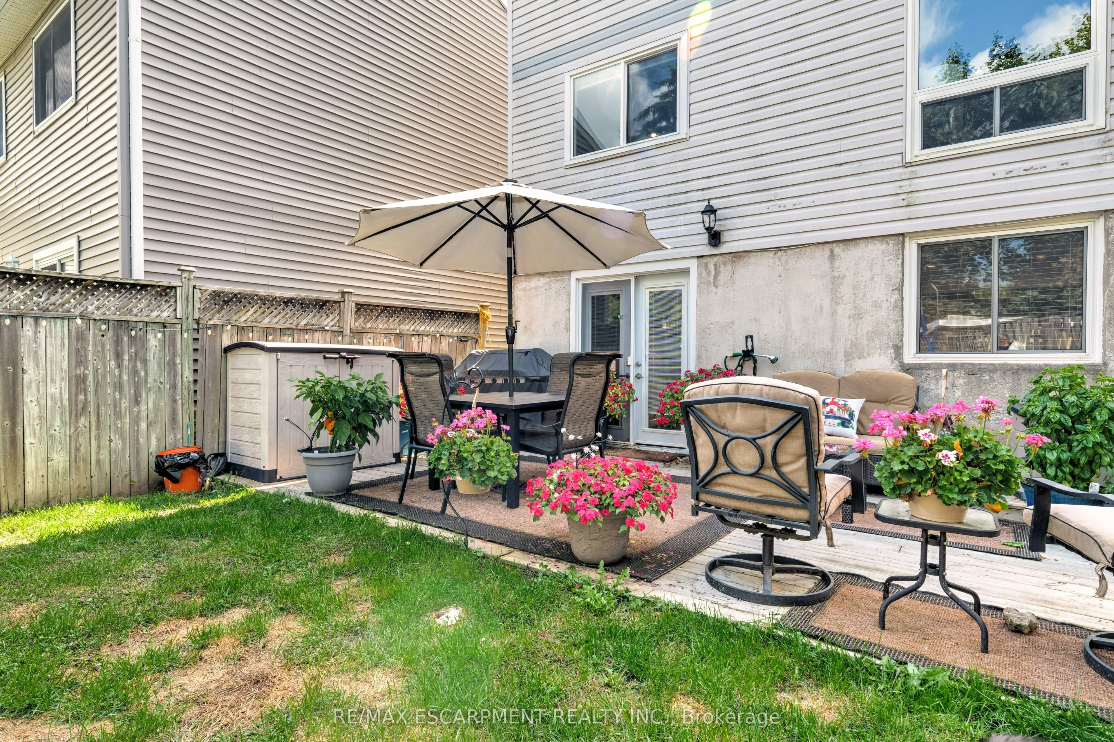 2261 Leominster Drive