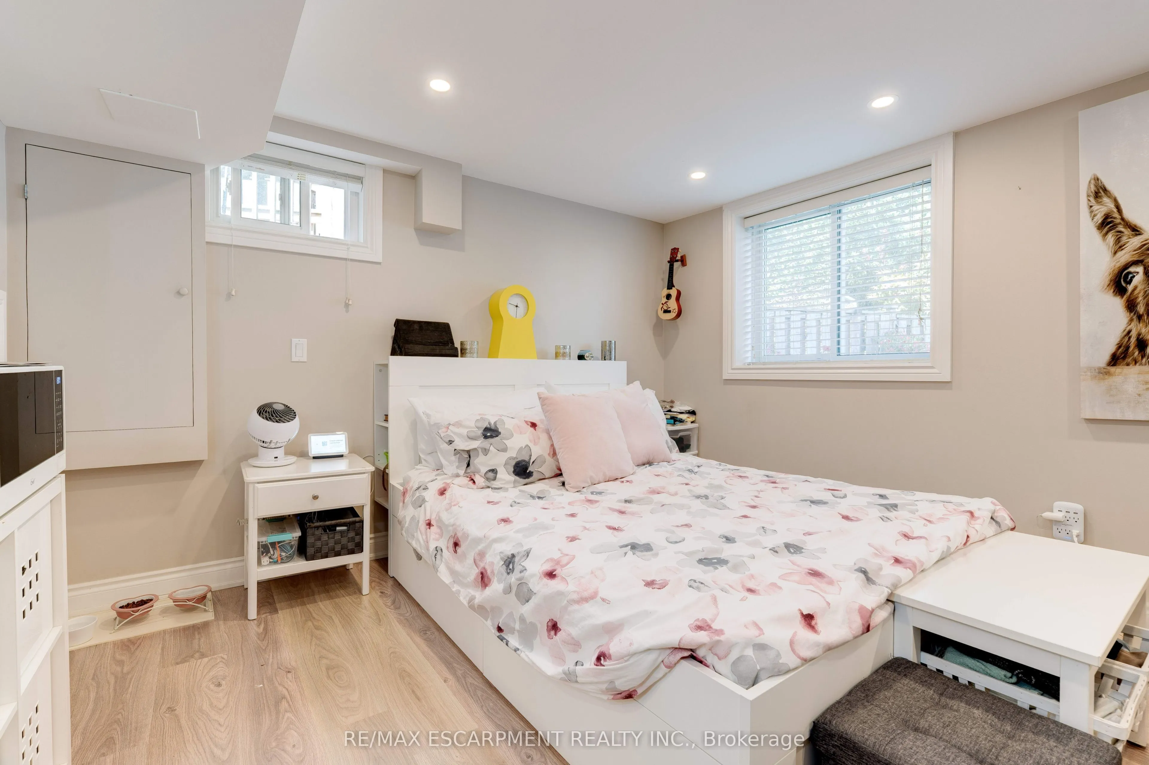 2261 Leominster Drive