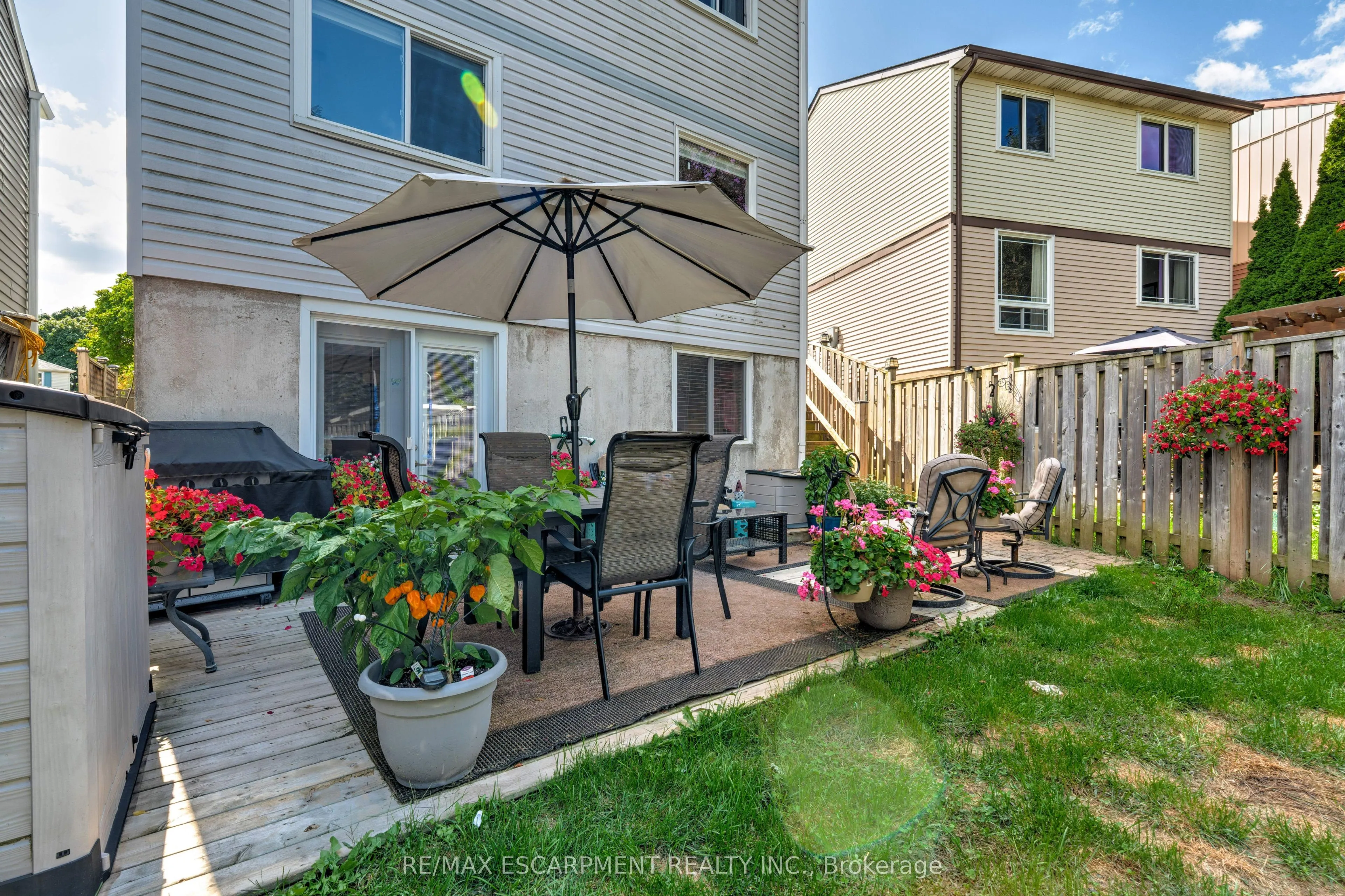 2261 Leominster Drive