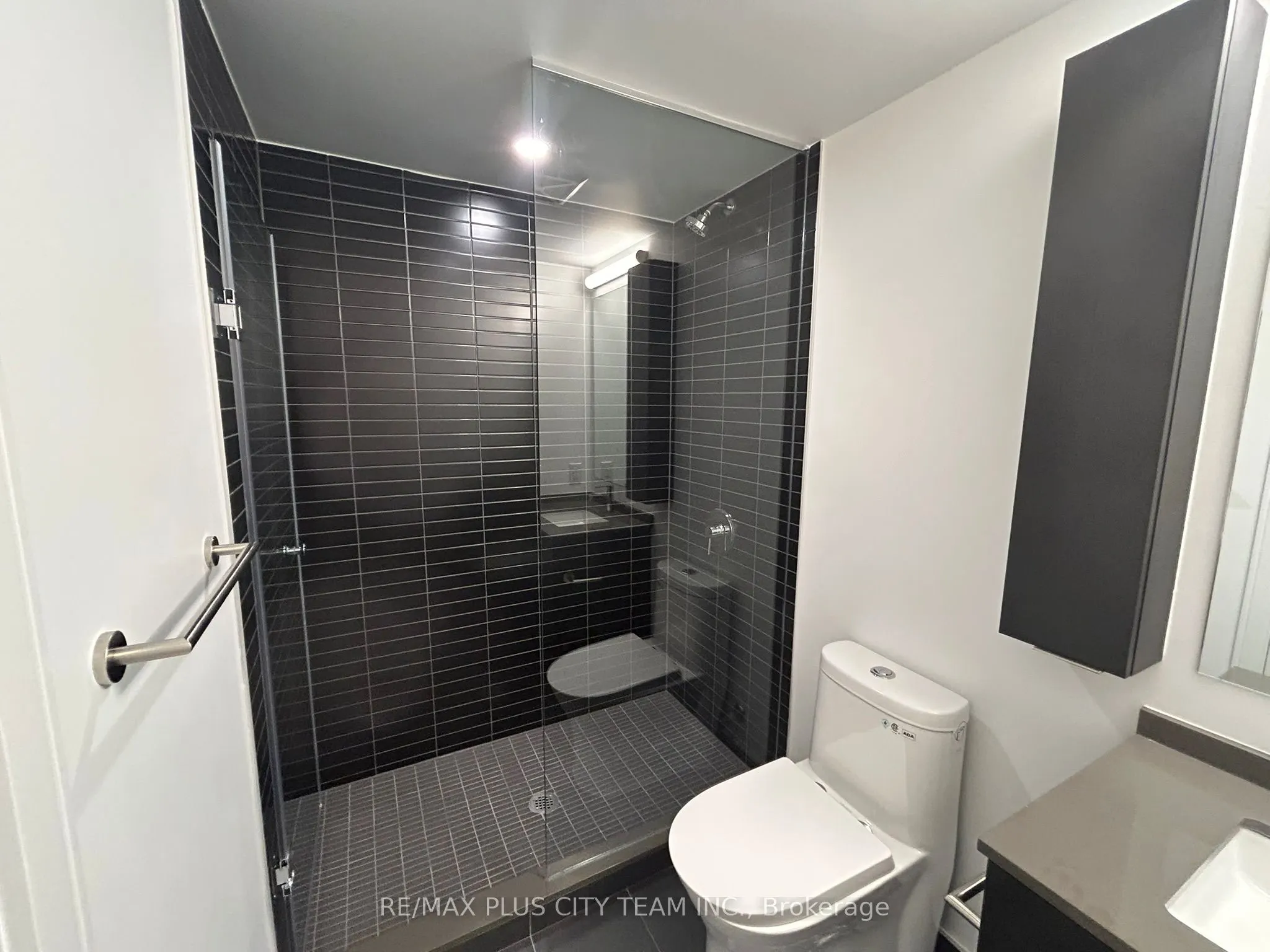 3009 Novar Road, #1613