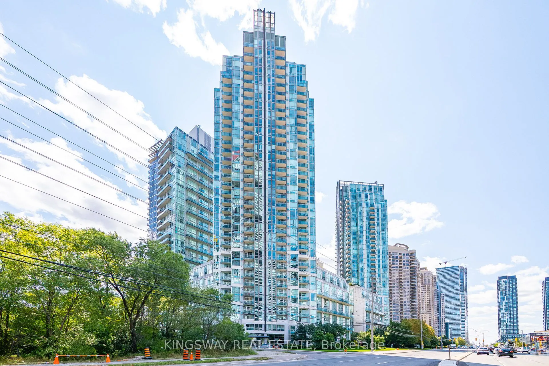 220 Burnhamthorpe Road, #1004