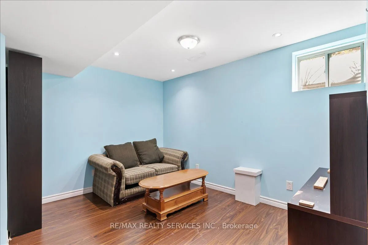 524 Attenborough Terrace N, #Bsmt