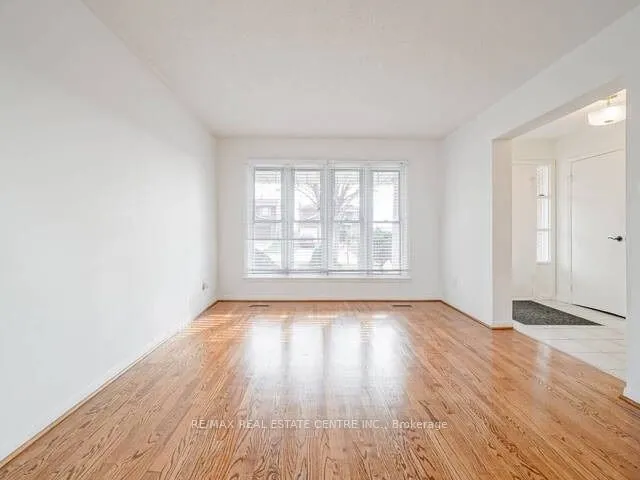 1723 Chalkdene Grove