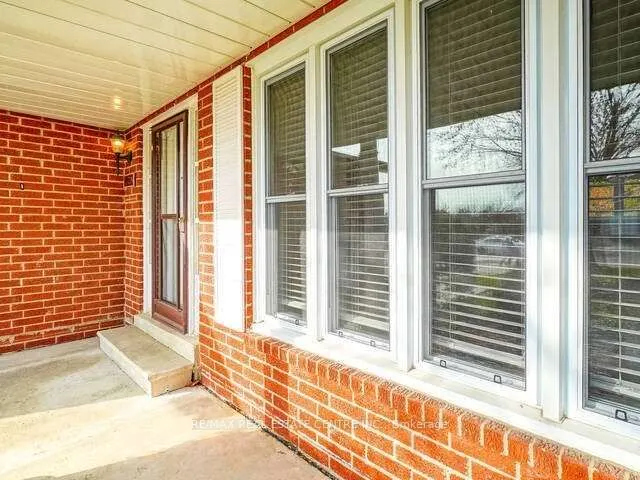 1723 Chalkdene Grove