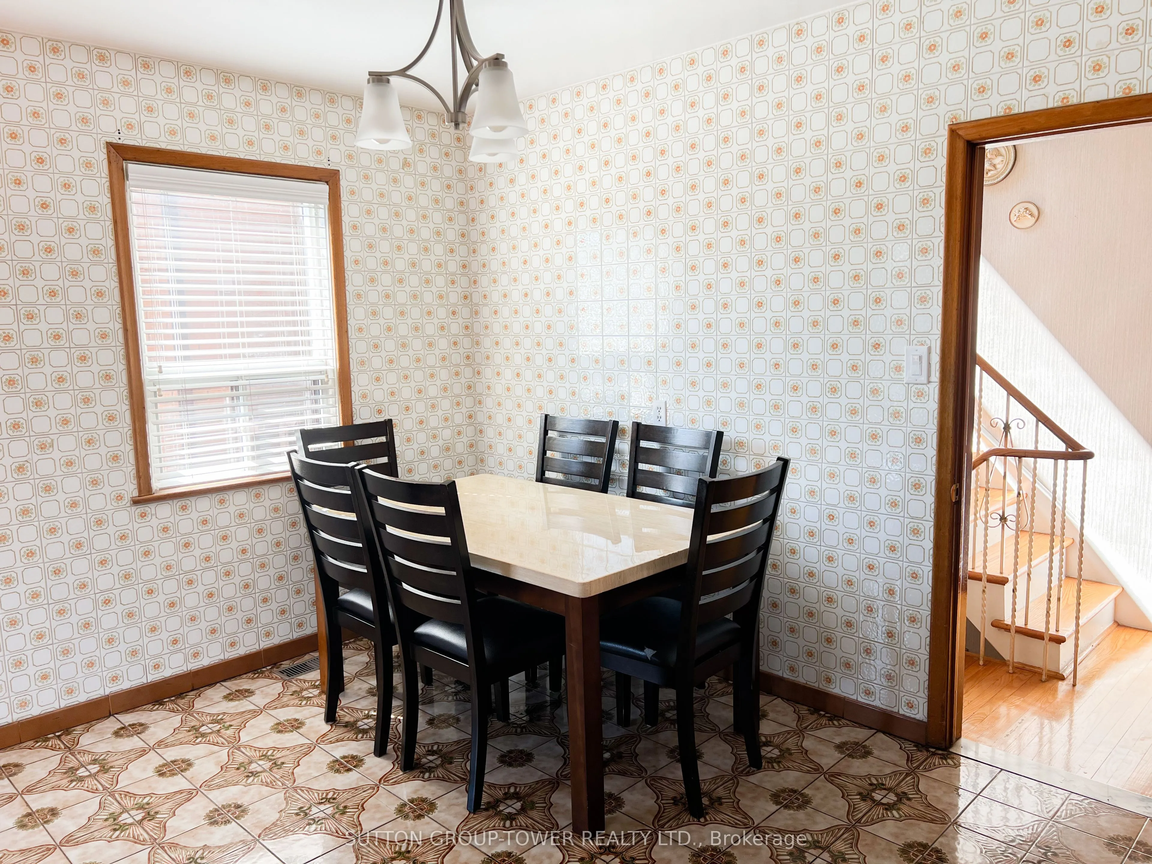 107 Caledonia Road