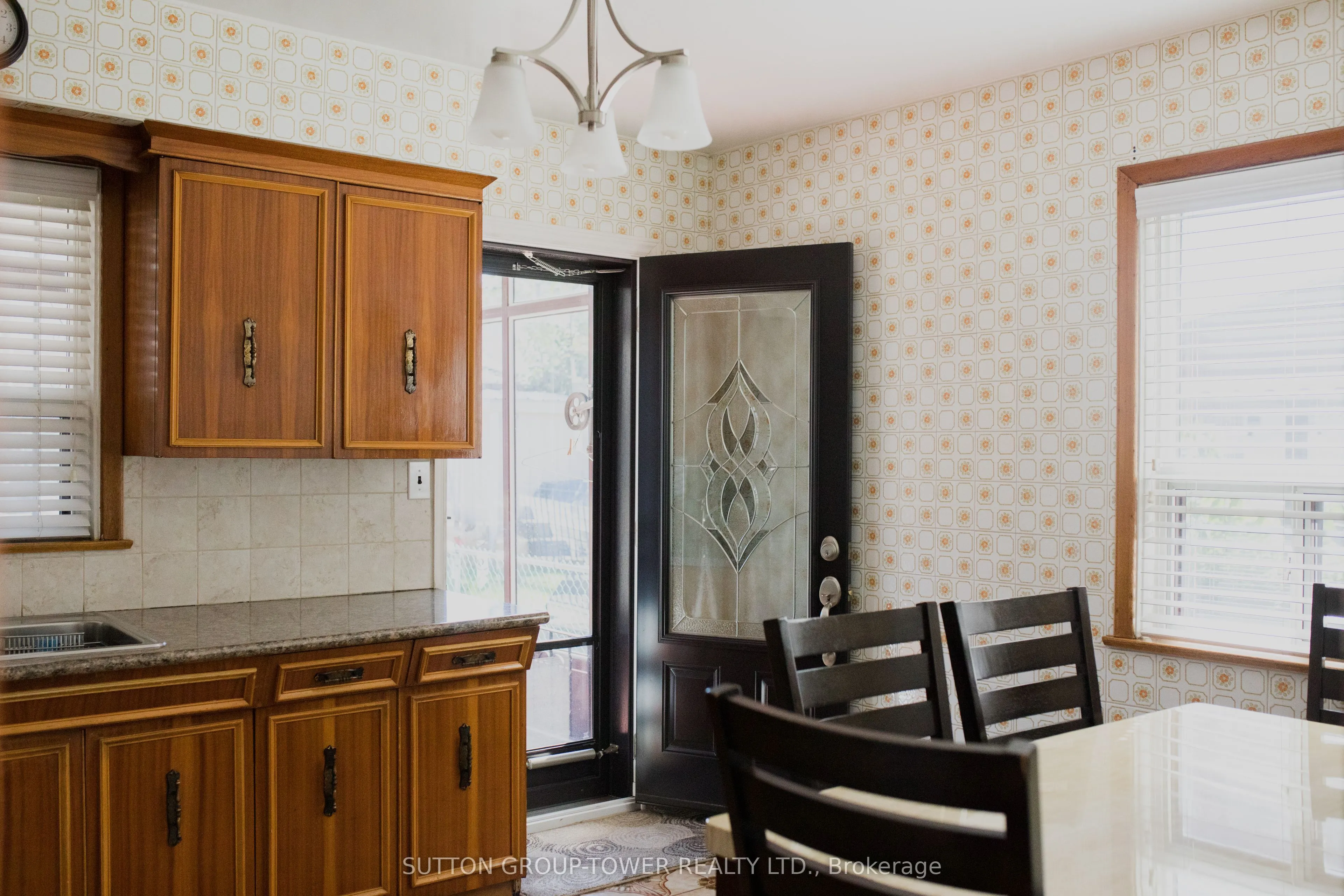 107 Caledonia Road