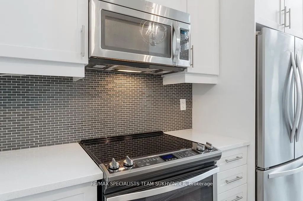 55 Yorkland Boulevard, #107