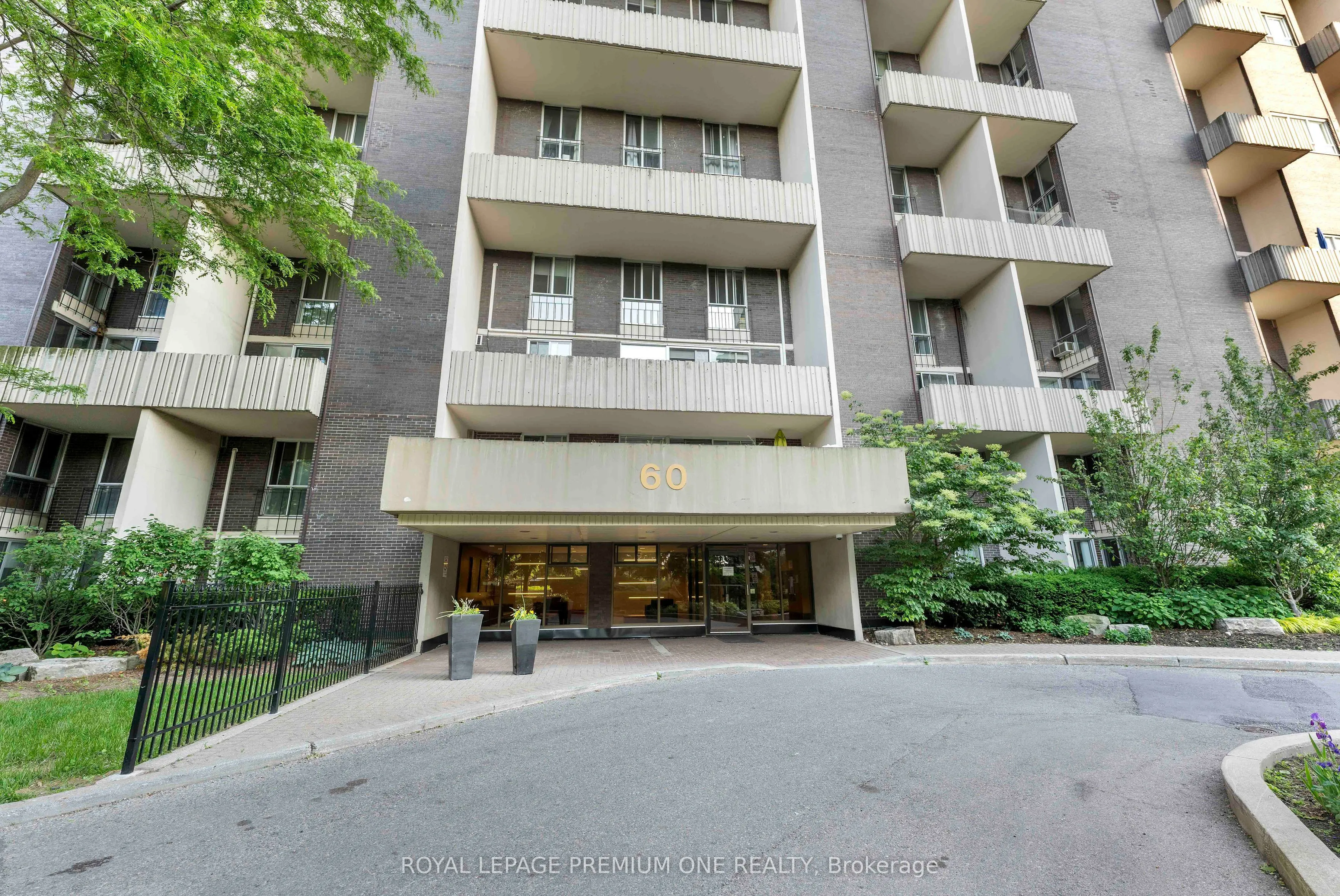 60 Southport Street, #608