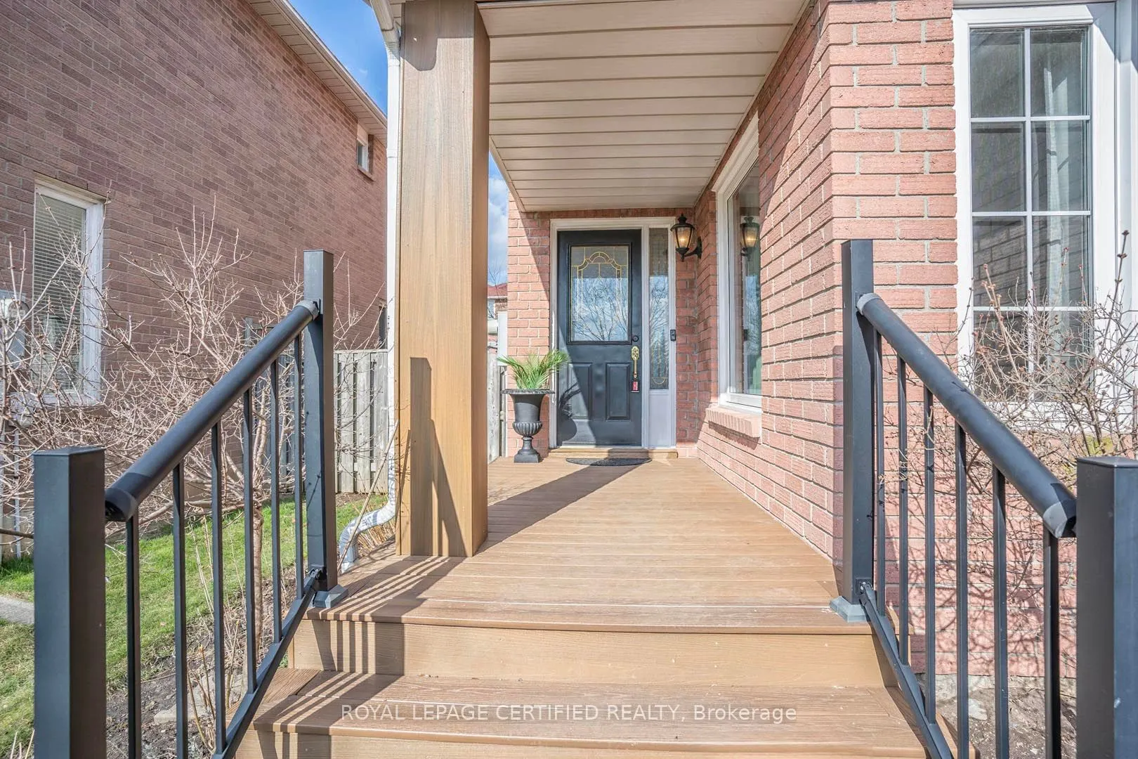 6045 Grossbeak Drive