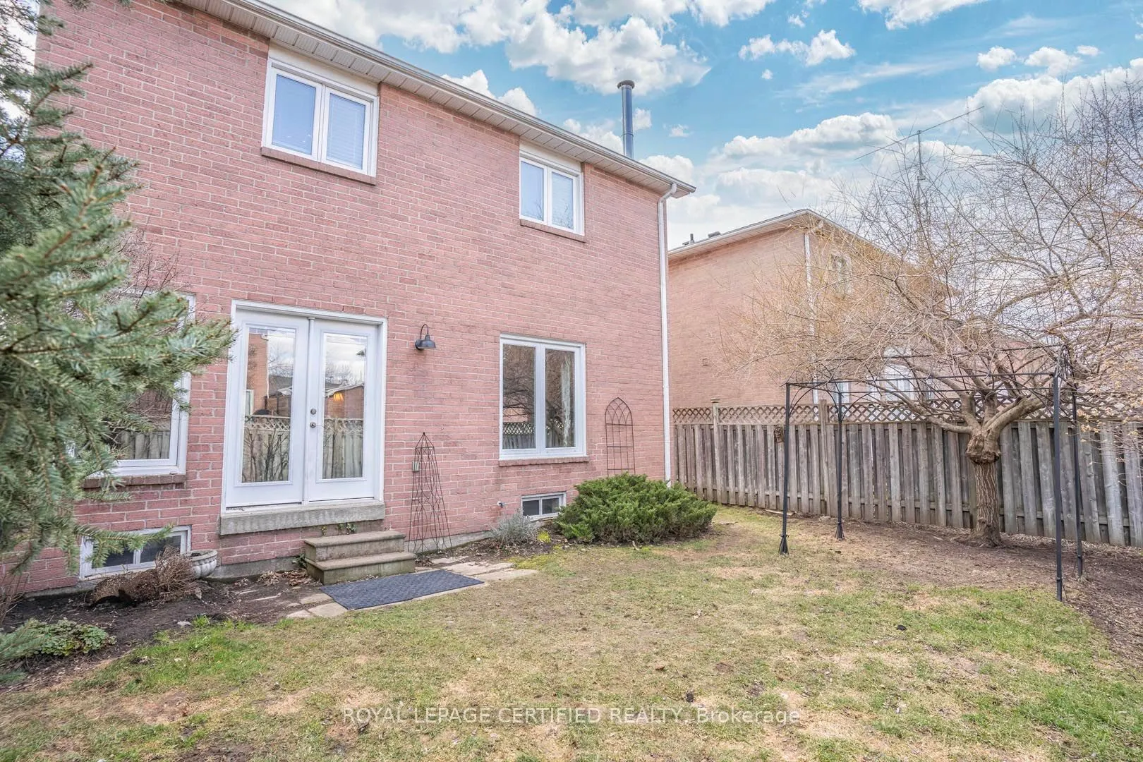 6045 Grossbeak Drive
