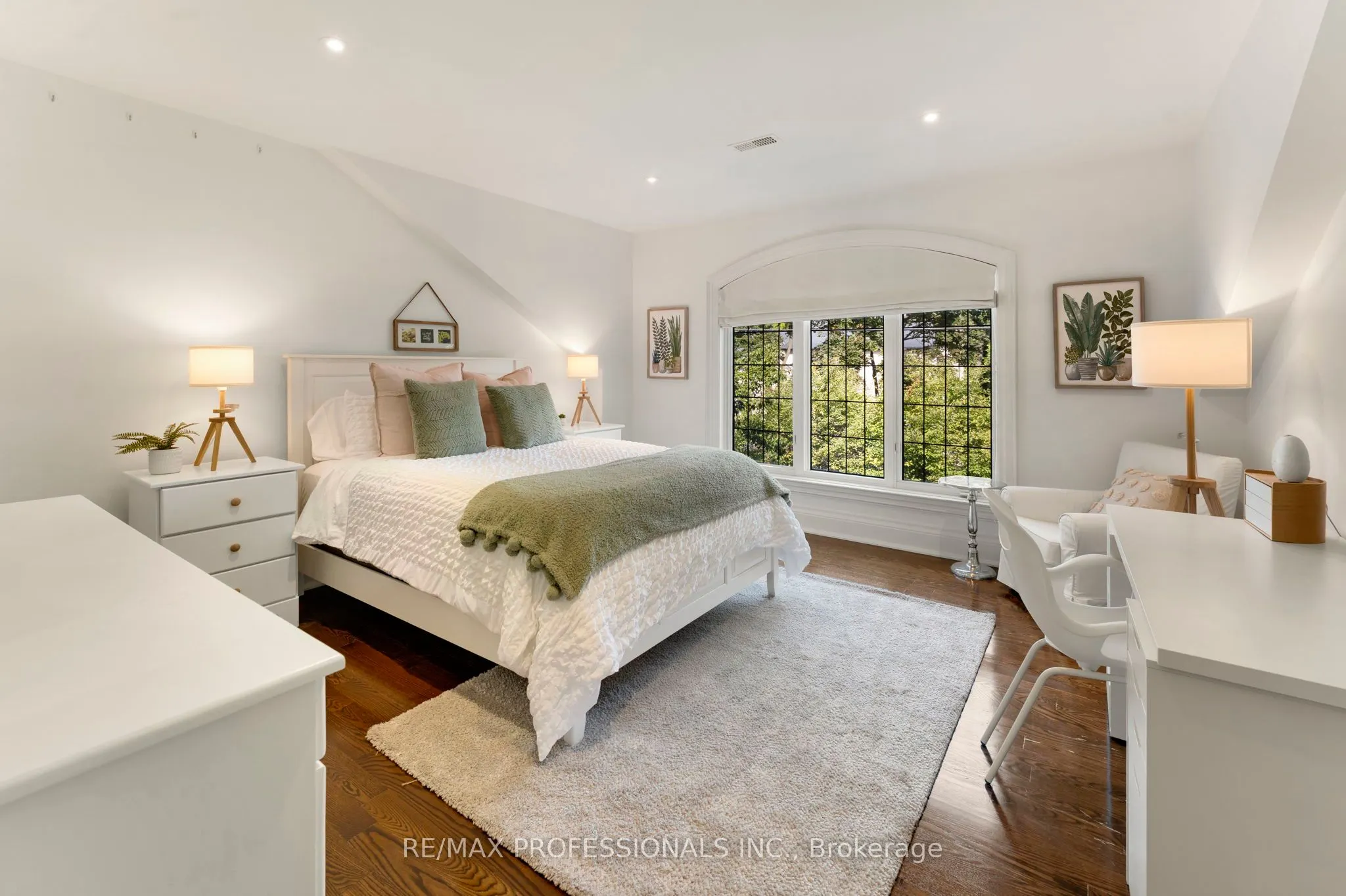 40 Edgehill Road