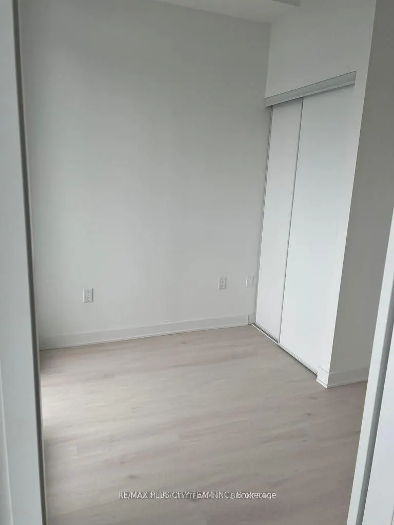 3900 Confederation Parkway, #1801