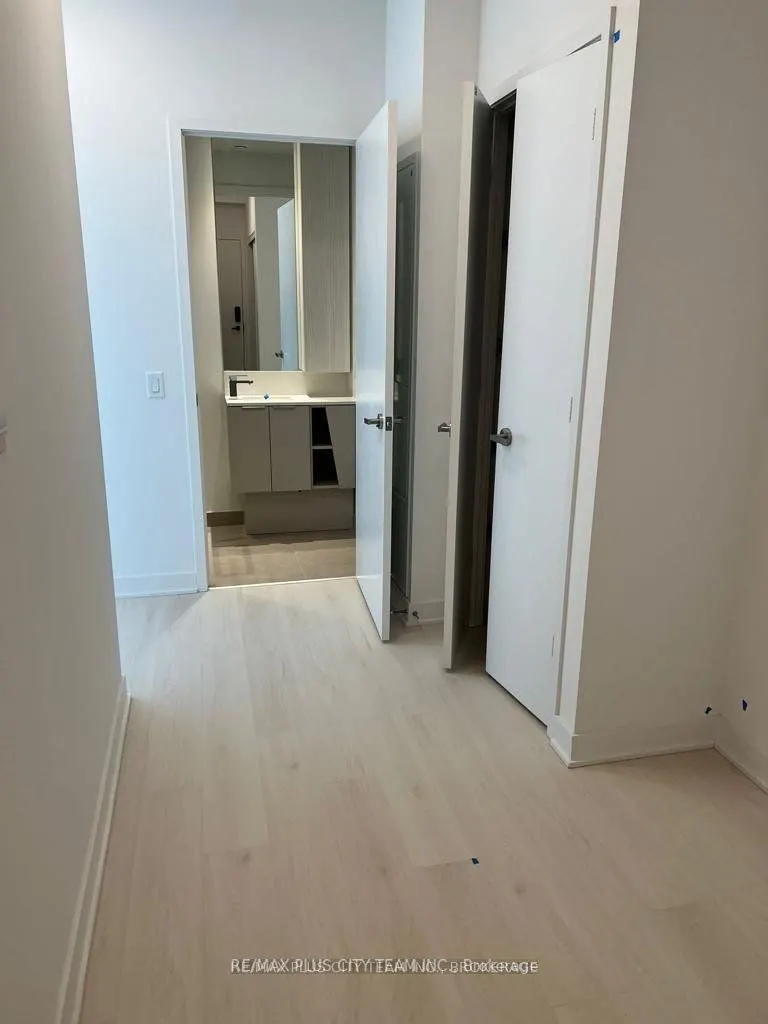 3900 Confederation Parkway, #1801