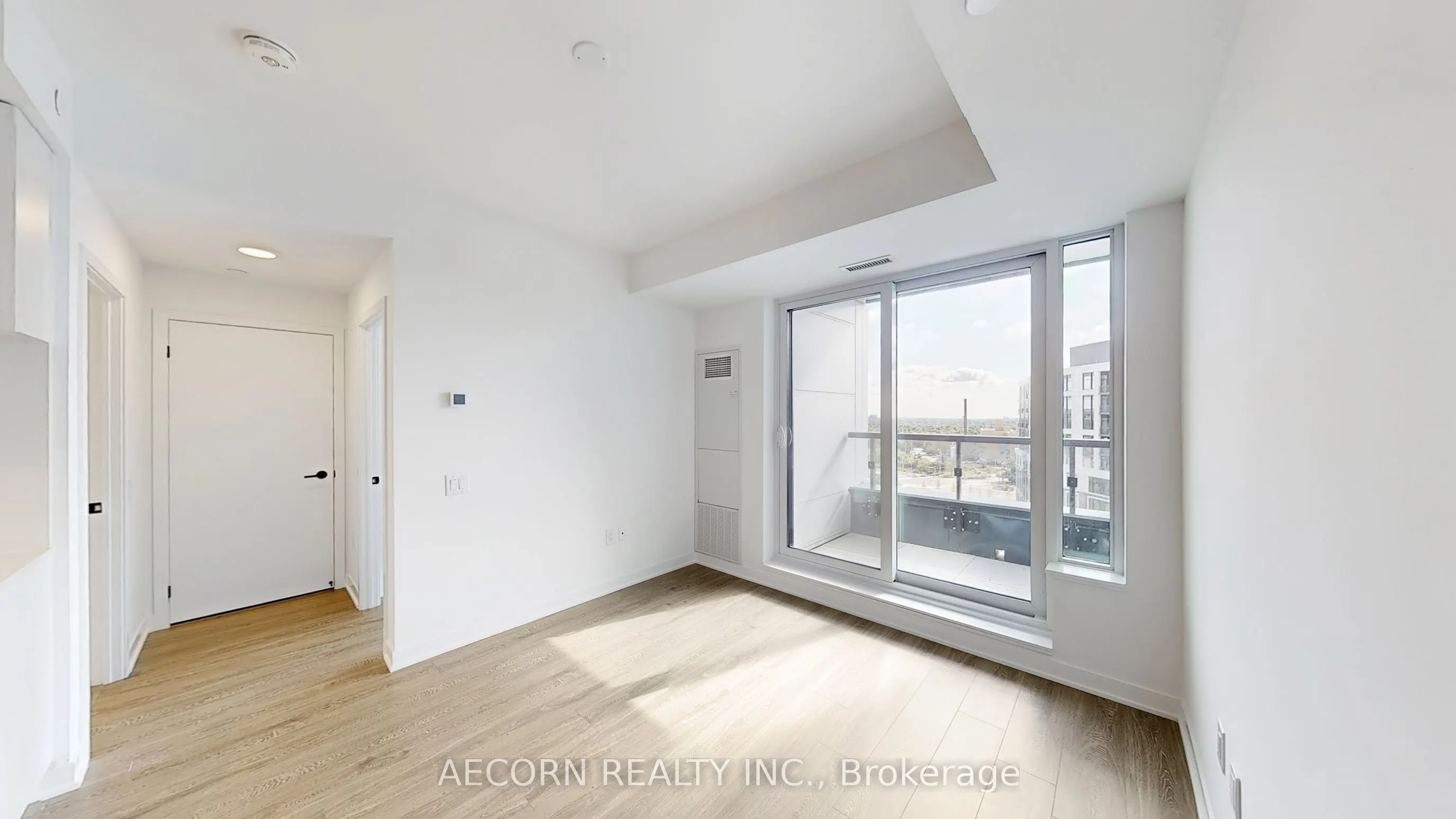 2495 Eglinton West Avenue, #912