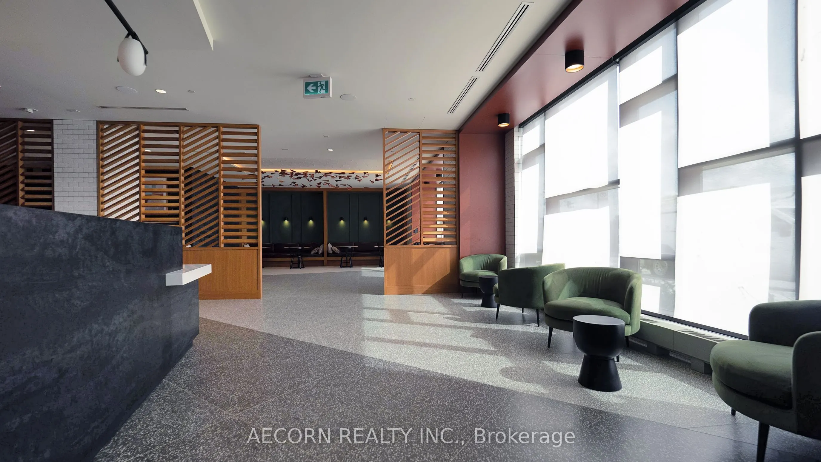 2495 Eglinton West Avenue, #912