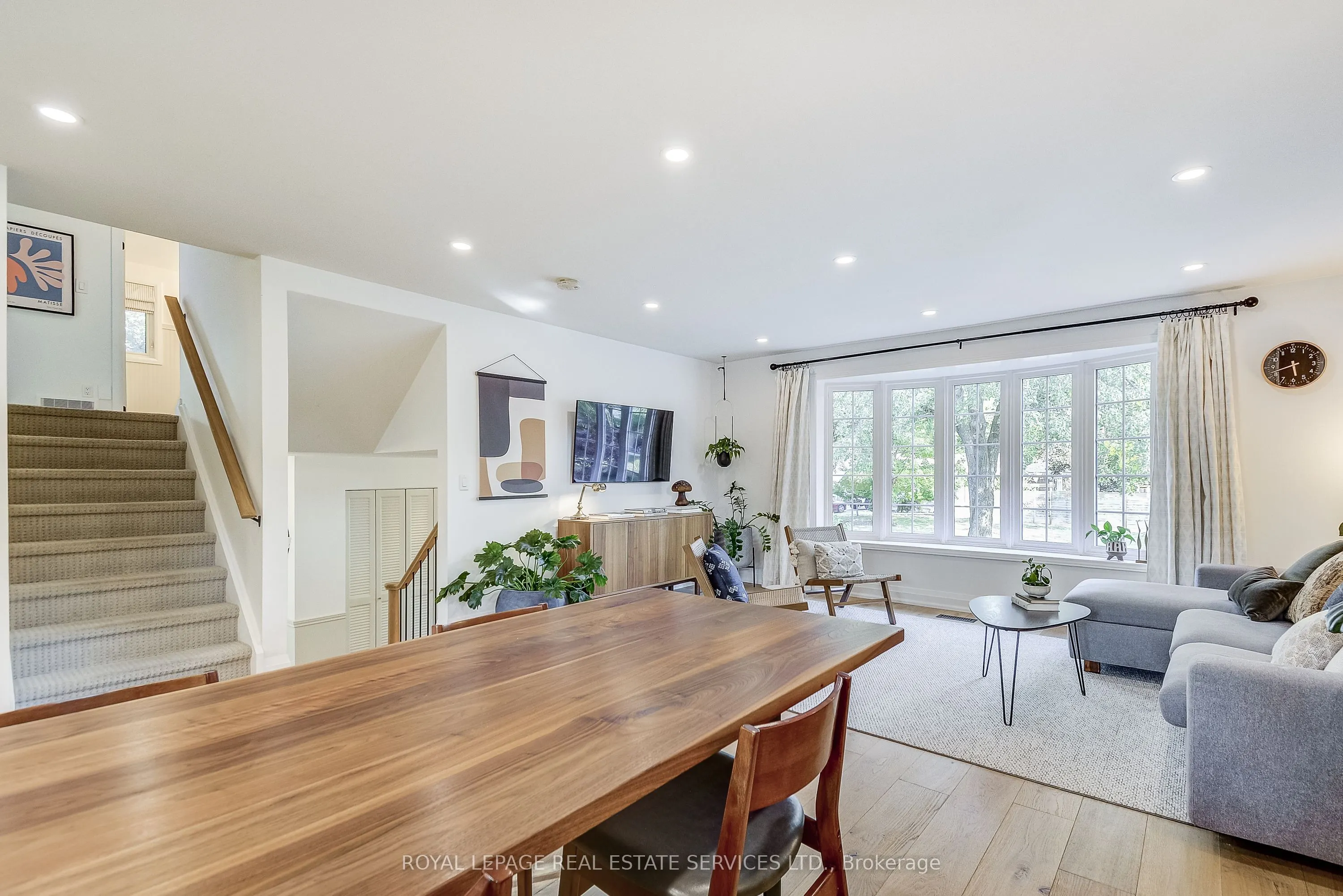 676 Meadow Lane