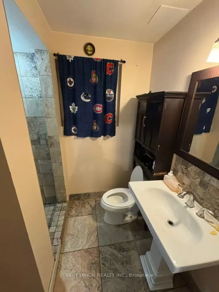 2636 Crystalburn Avenue, #lower