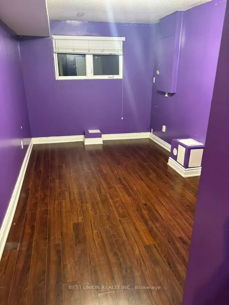 2636 Crystalburn Avenue, #lower