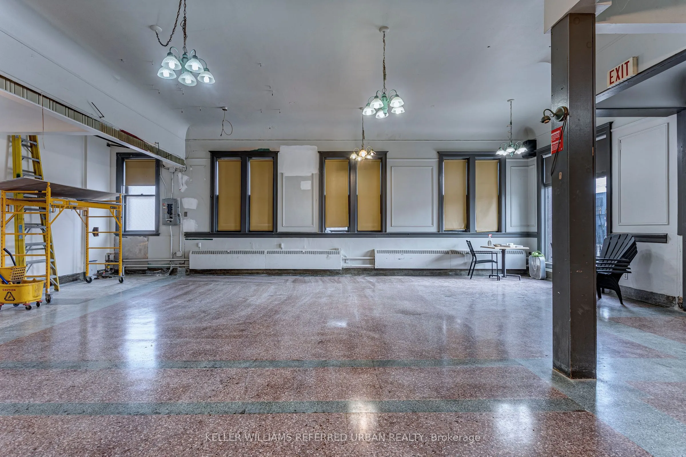 2974 Lake Shore Boulevard W, #Ground