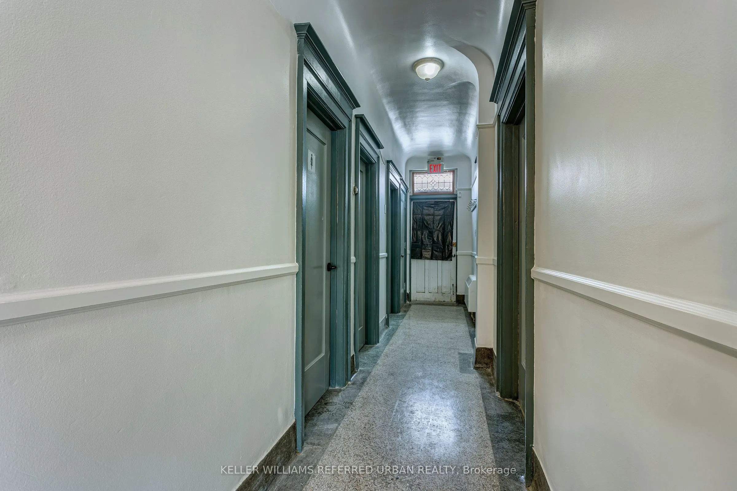 2974 Lake Shore Boulevard W, #Ground