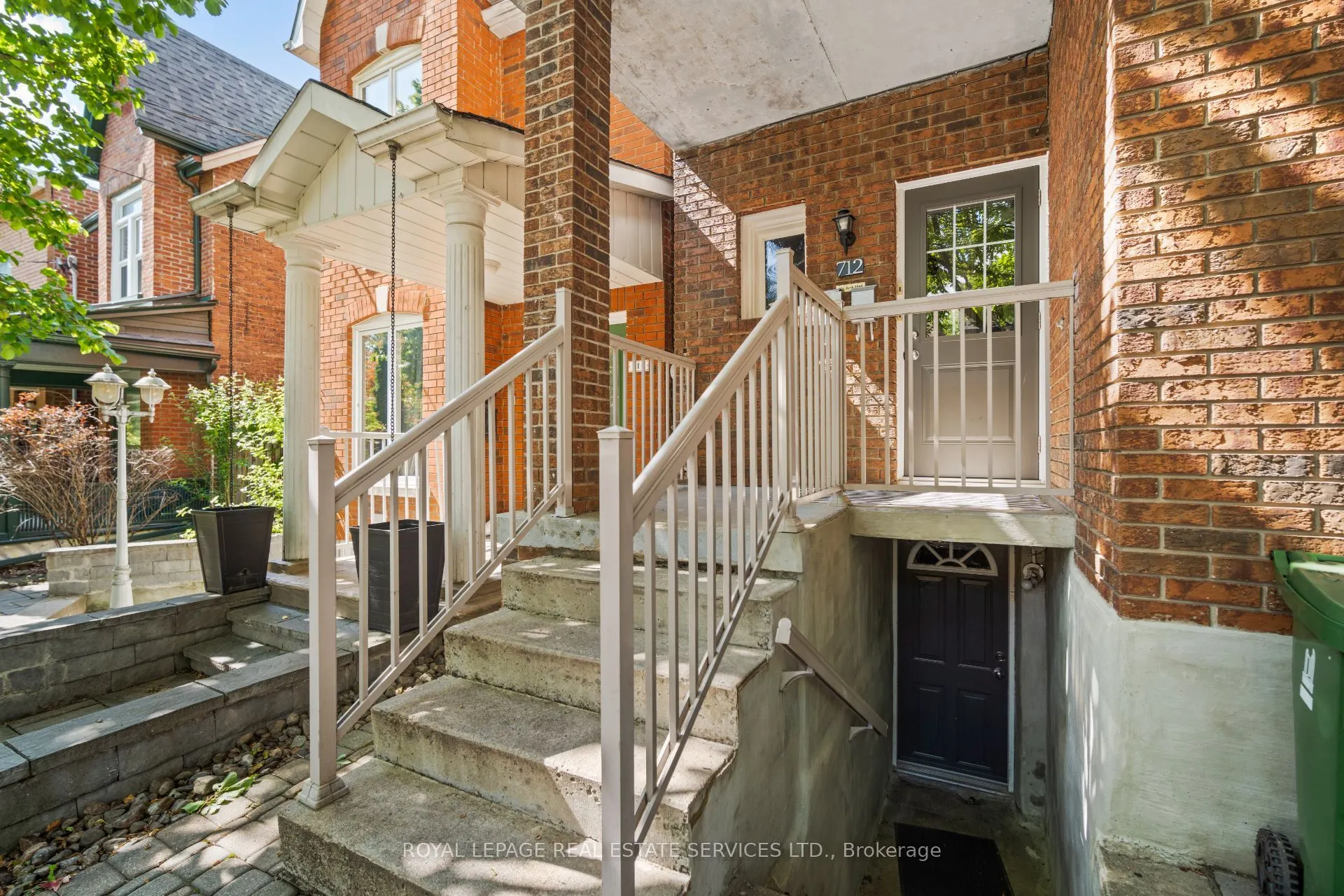 712 Gladstone Avenue