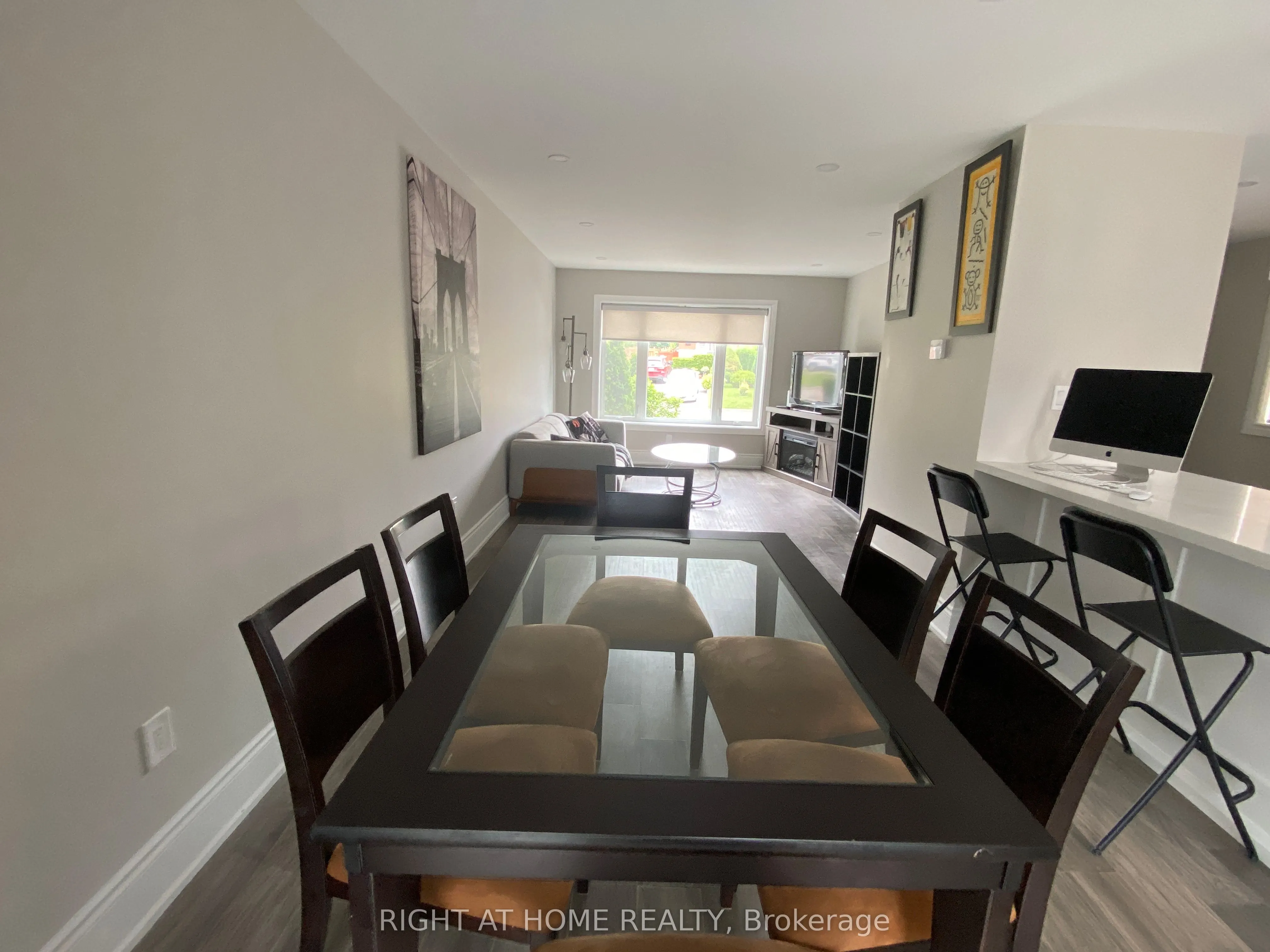9 Snowood Court, #Main
