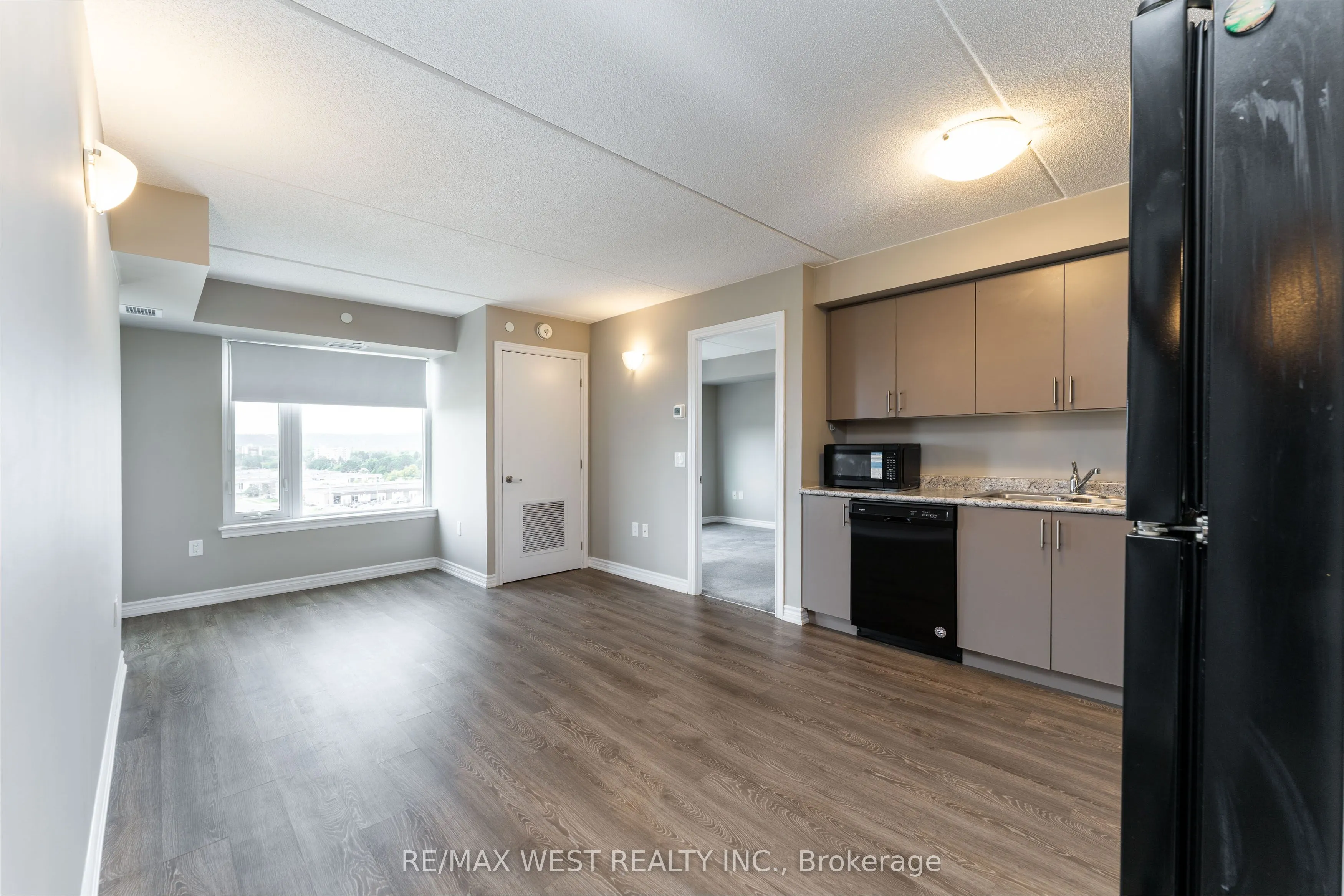 716 Main St Street NW, #910