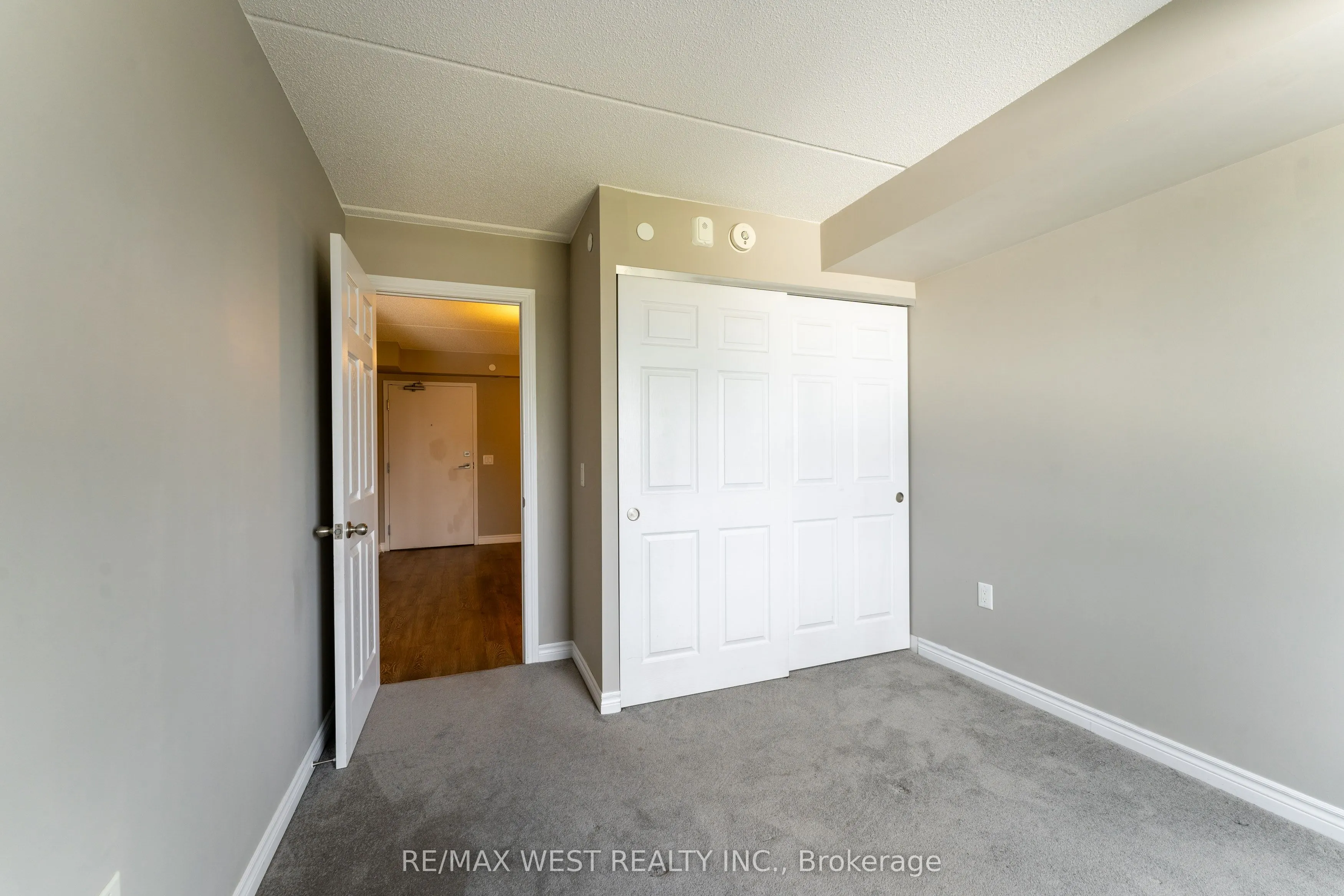 716 Main St Street NW, #910