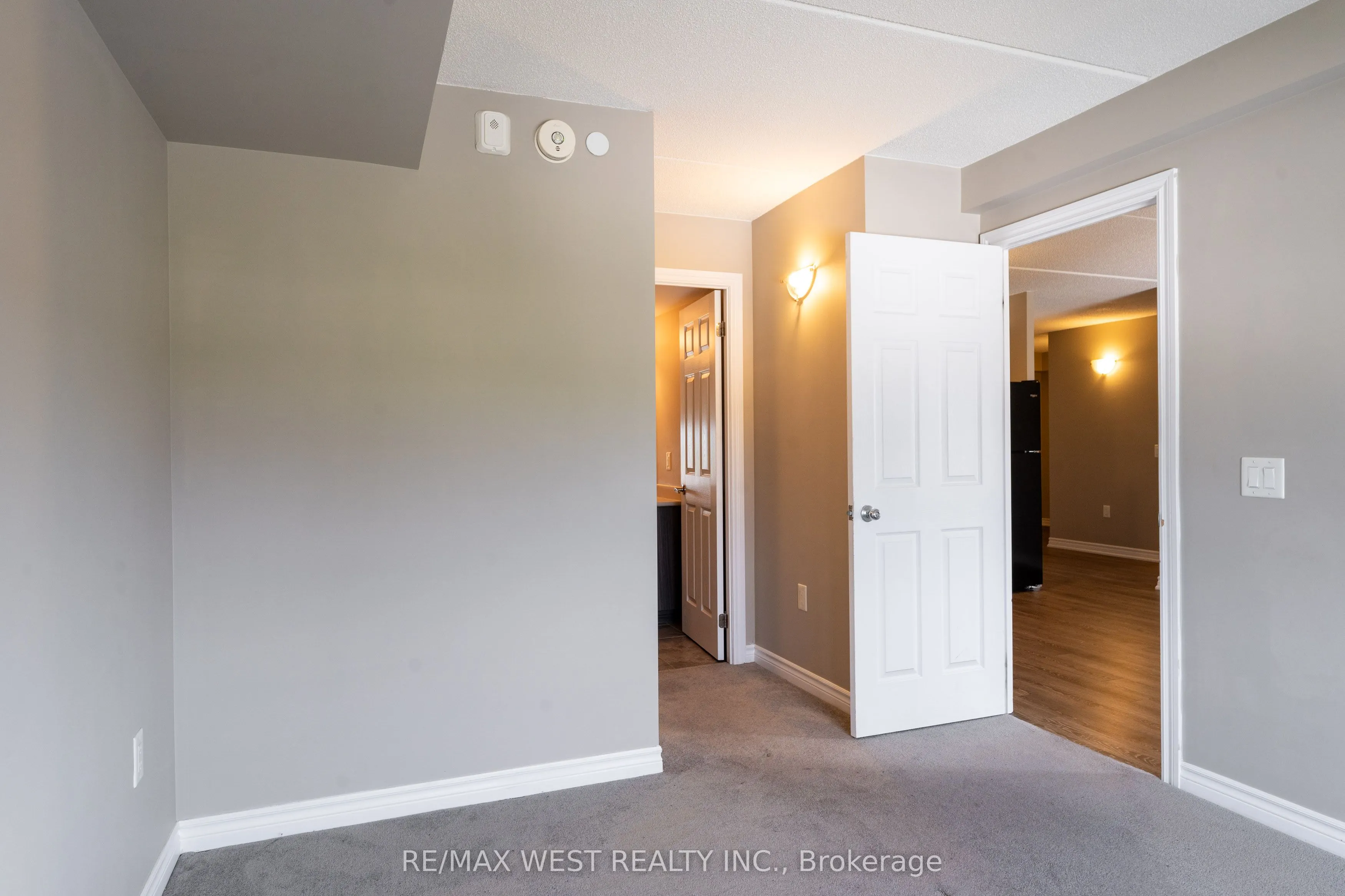 716 Main St Street NW, #910