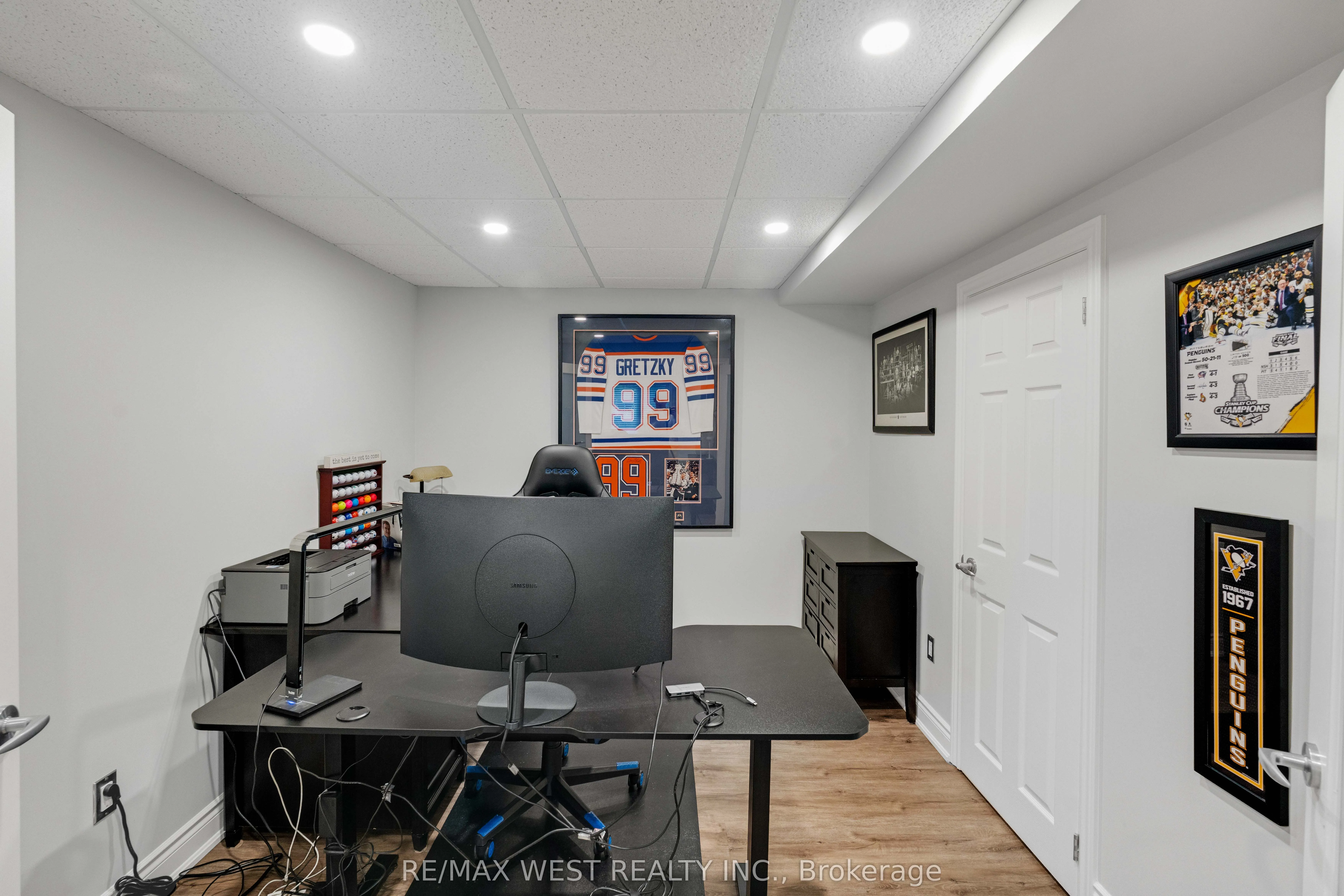 49 Mccauley Drive