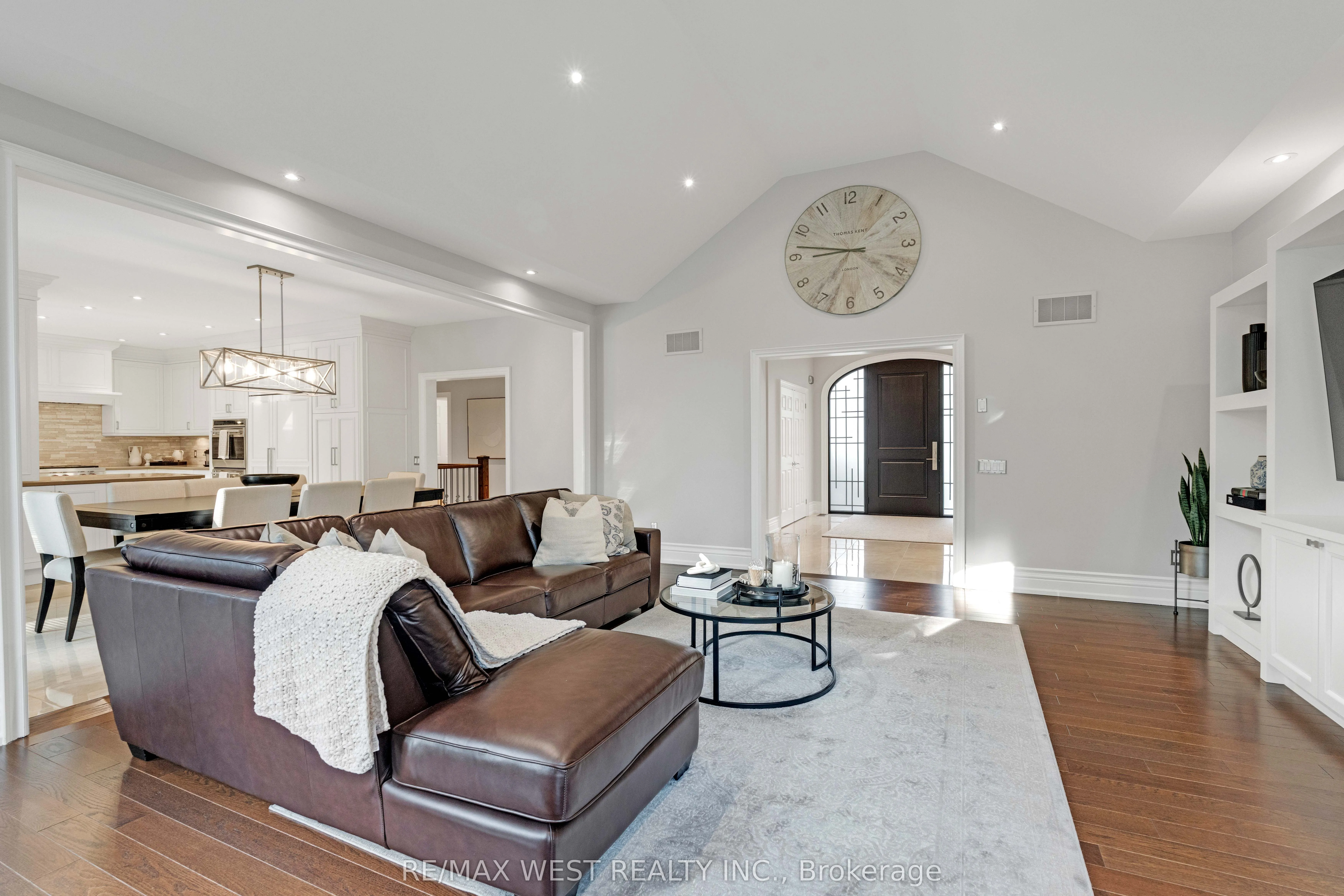 49 Mccauley Drive