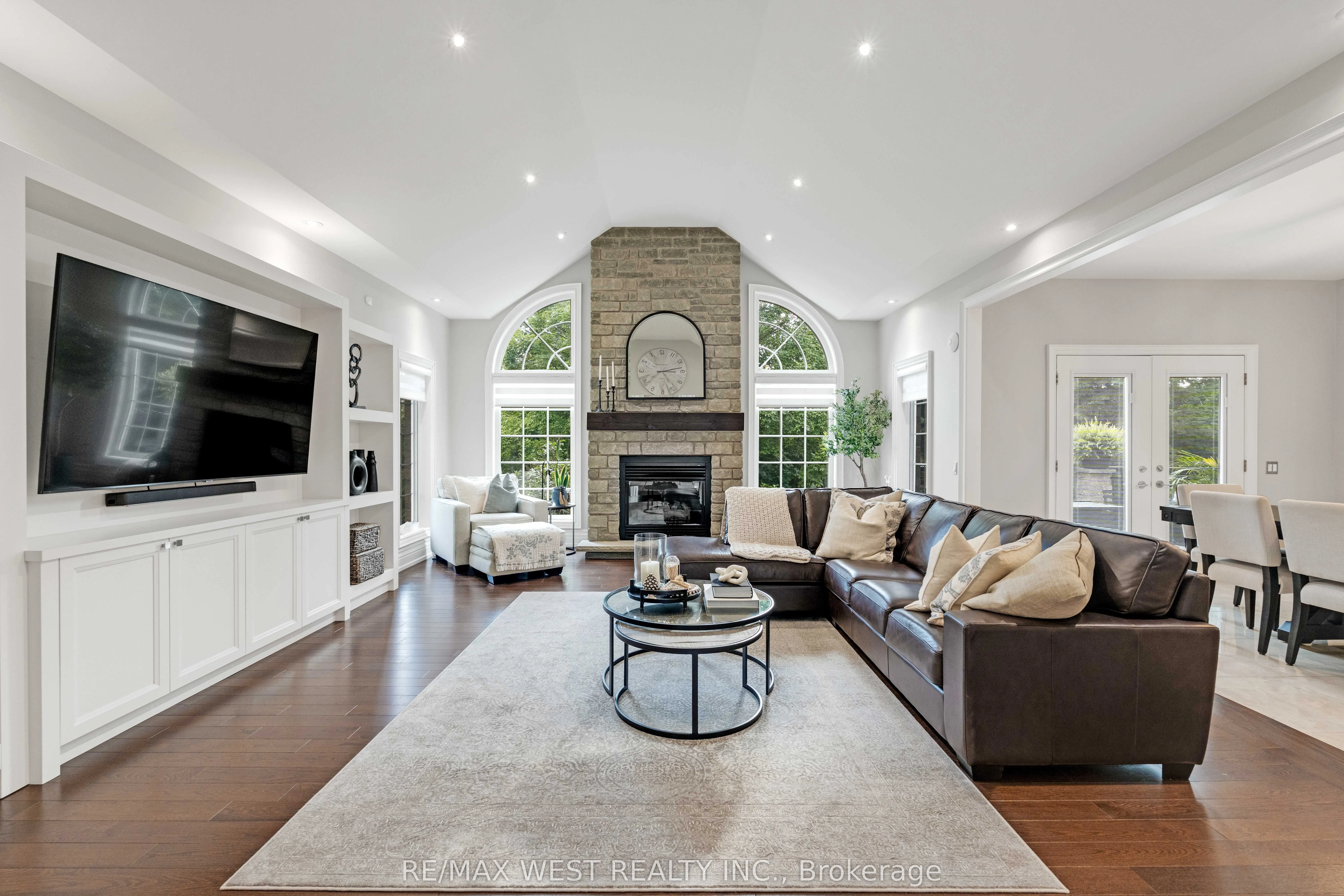 49 Mccauley Drive