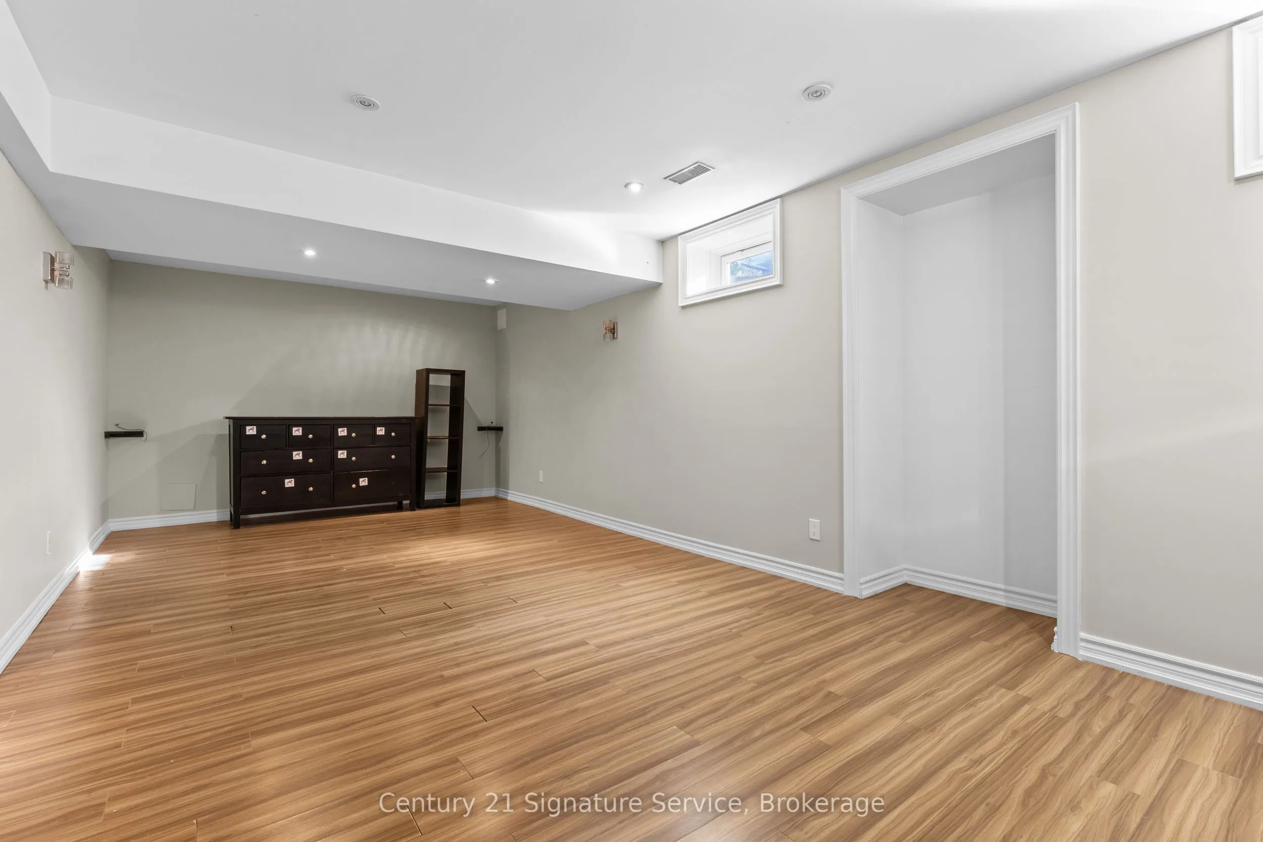 54 Millhouse Mews