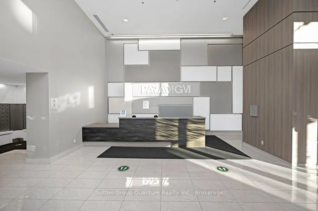 2093 Fairview Street, #2010