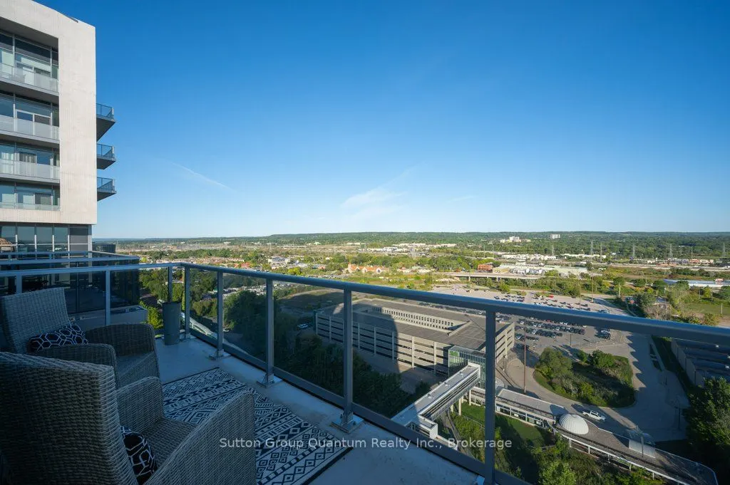 2093 Fairview Street, #2010