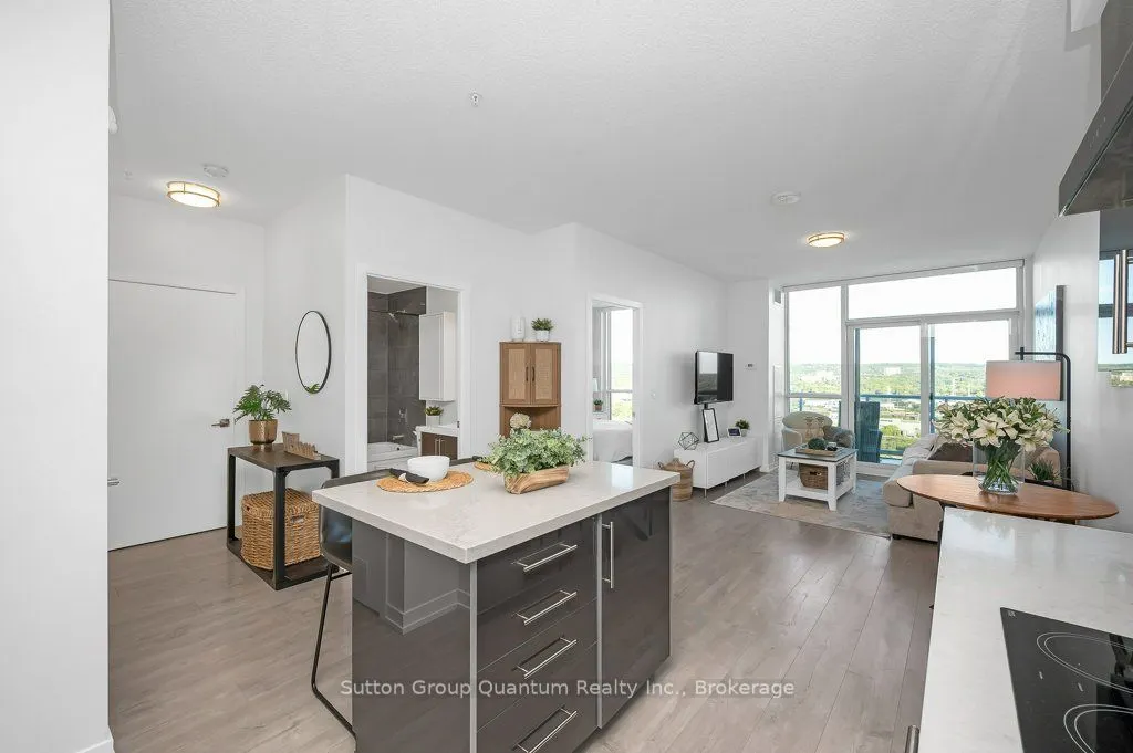 2093 Fairview Street, #2010