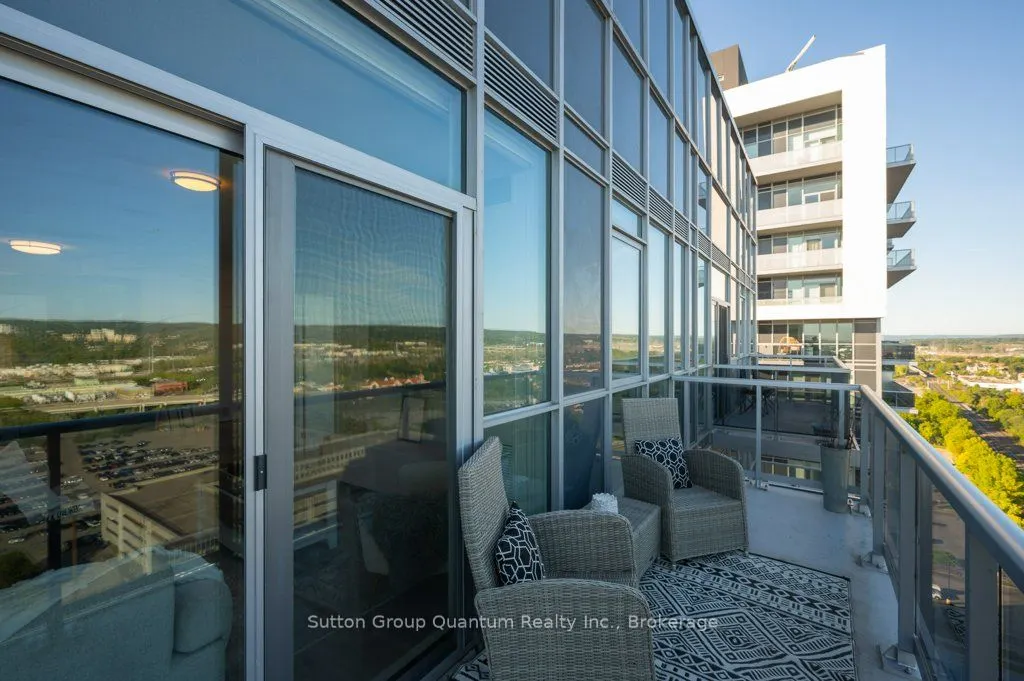 2093 Fairview Street, #2010